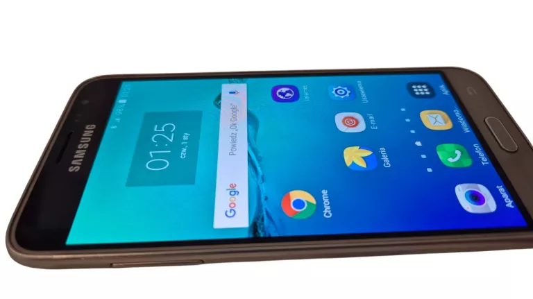 telefon-samsung-j3-2016-158gb-zloty-stan-bardzo-dobry-stan-11323-2