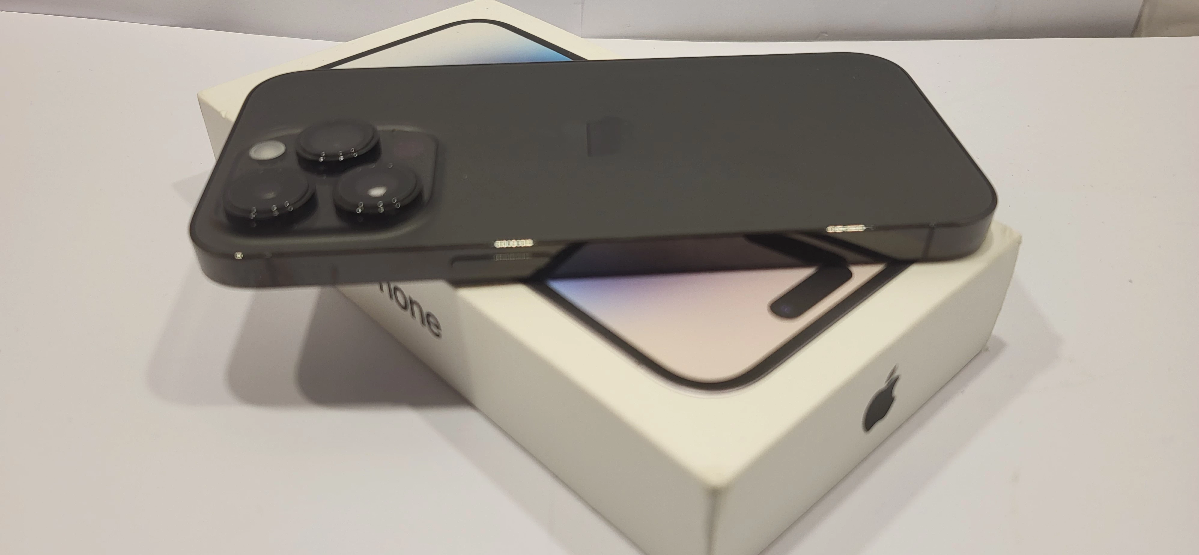 telefon-apple-iphone-14-pro-512gb-czarny-ideal-komplet-wbudowana-pamiec-202869-214181