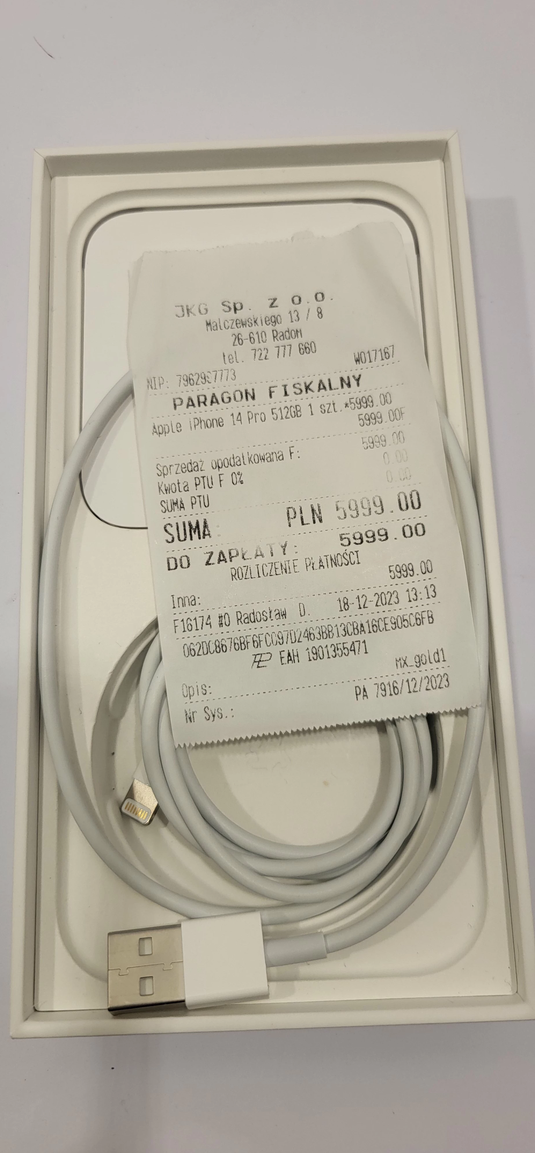 telefon-apple-iphone-14-pro-512gb-czarny-ideal-komplet-material-202741-1