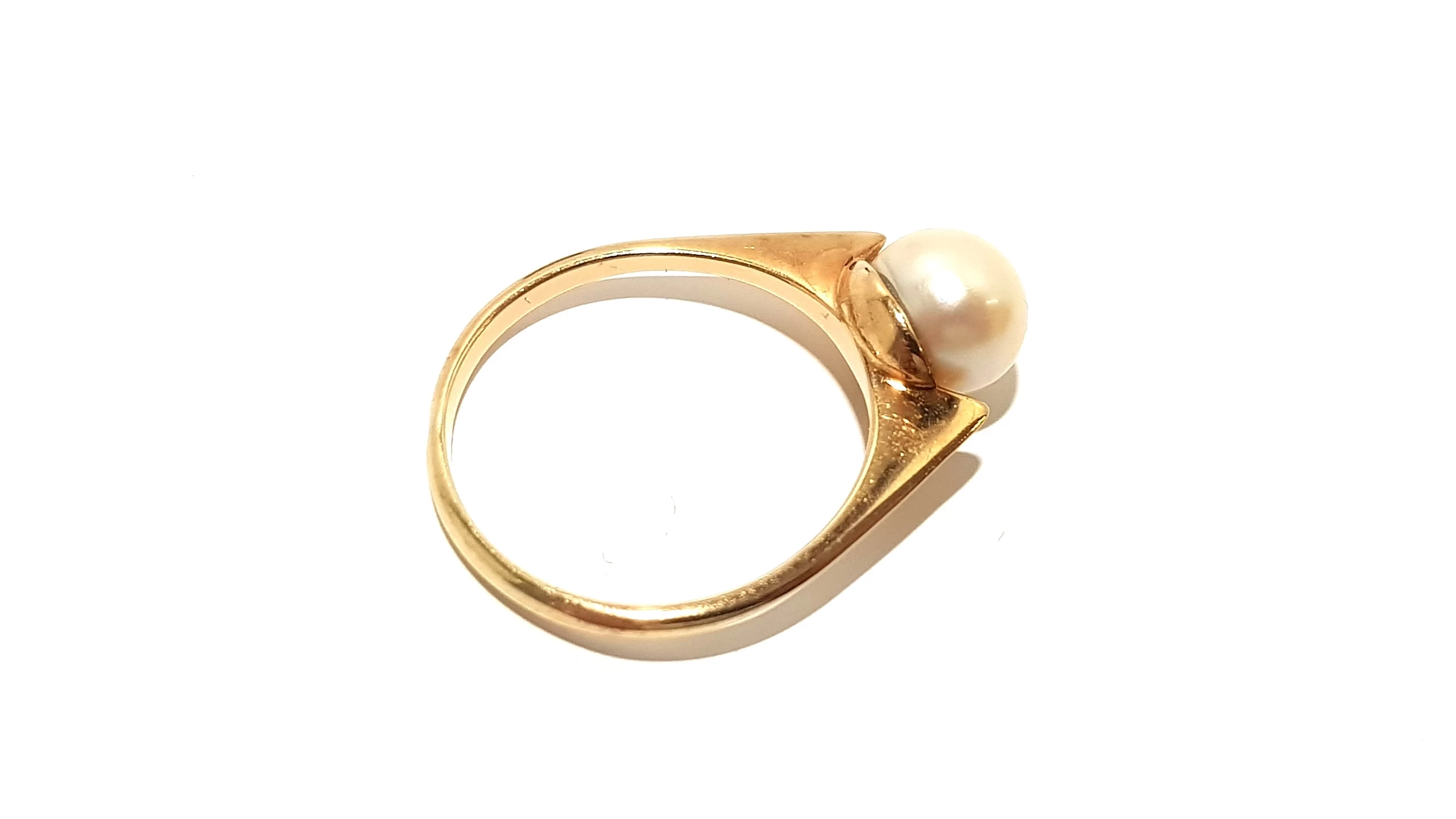 wyrob-jubilerski-uzywany-zloty-pierscionek-z-perla-pr585-r18-298g-kamien-17088-128
