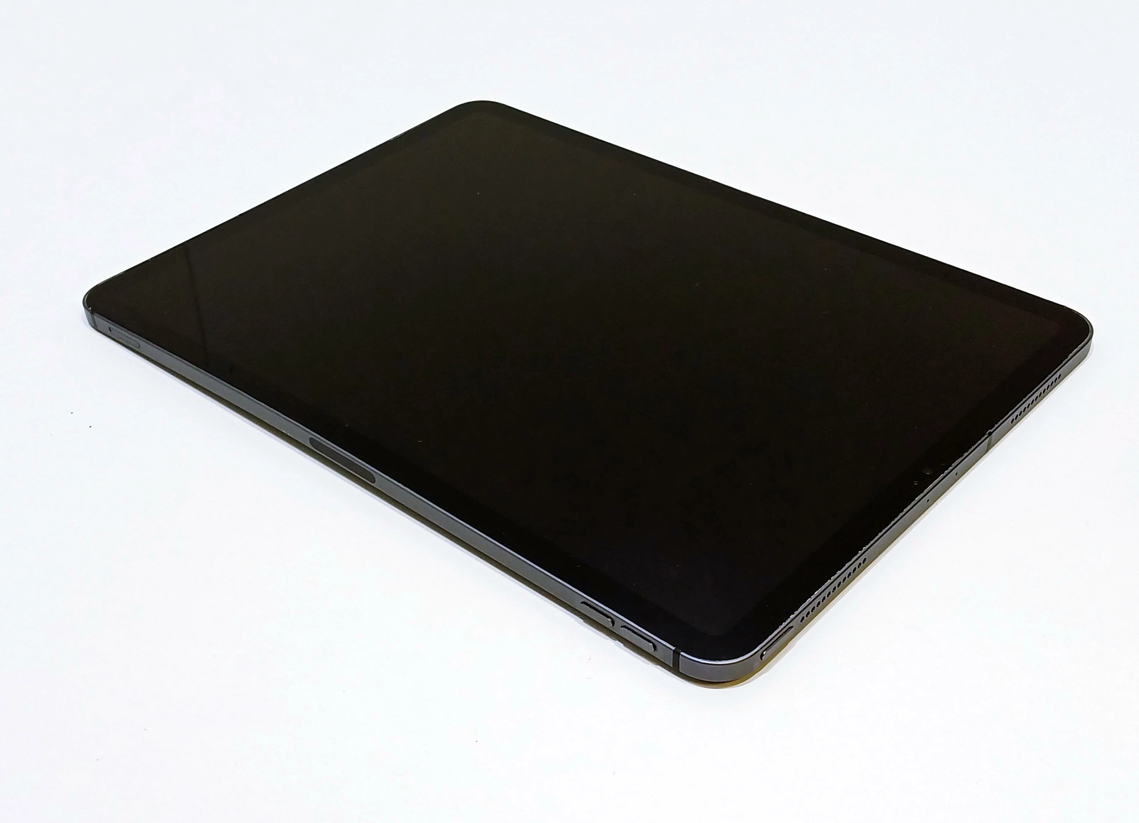 tablet-ipad-11-pro-cellular-4256gb-a1934-bat87-w-etui-stan-11323-2