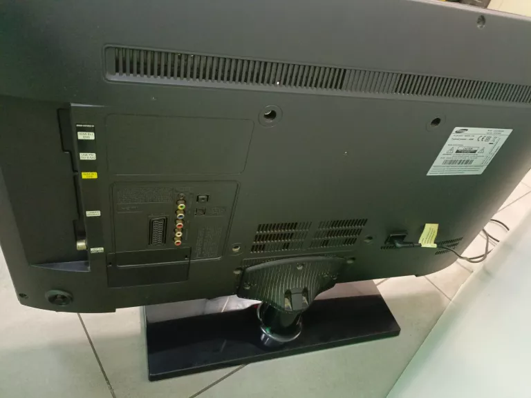 telewizor-samsung-32-cale-ue32f5000aw-stan-11323-2