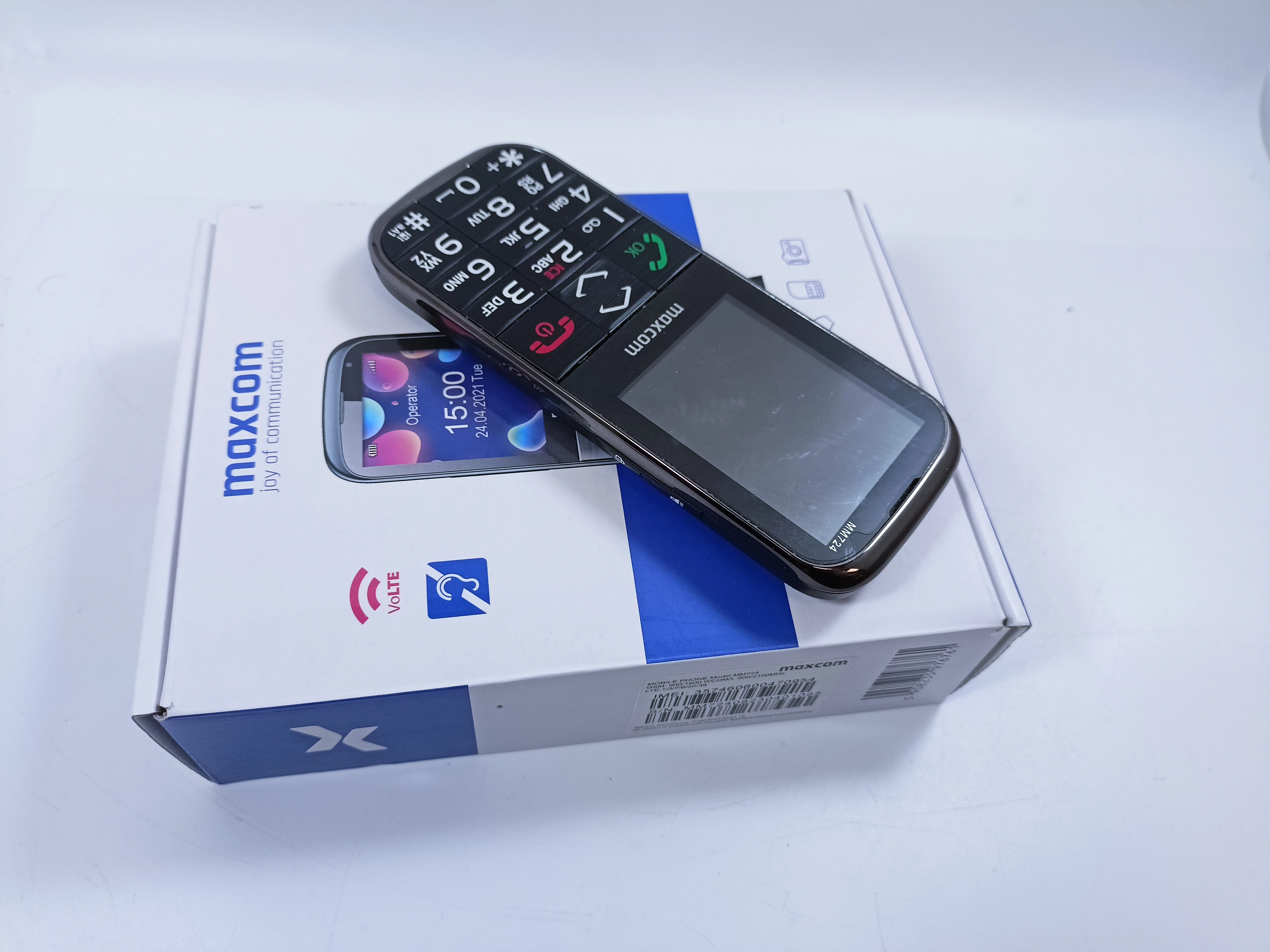 telefon-maxcom-mm724-at-warto-przekatna-ekranu-22