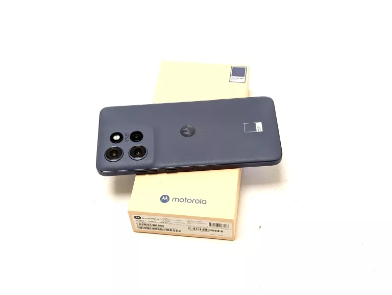 telefon-motorola-edge-50-neo-12512-przekatna-ekranu-636