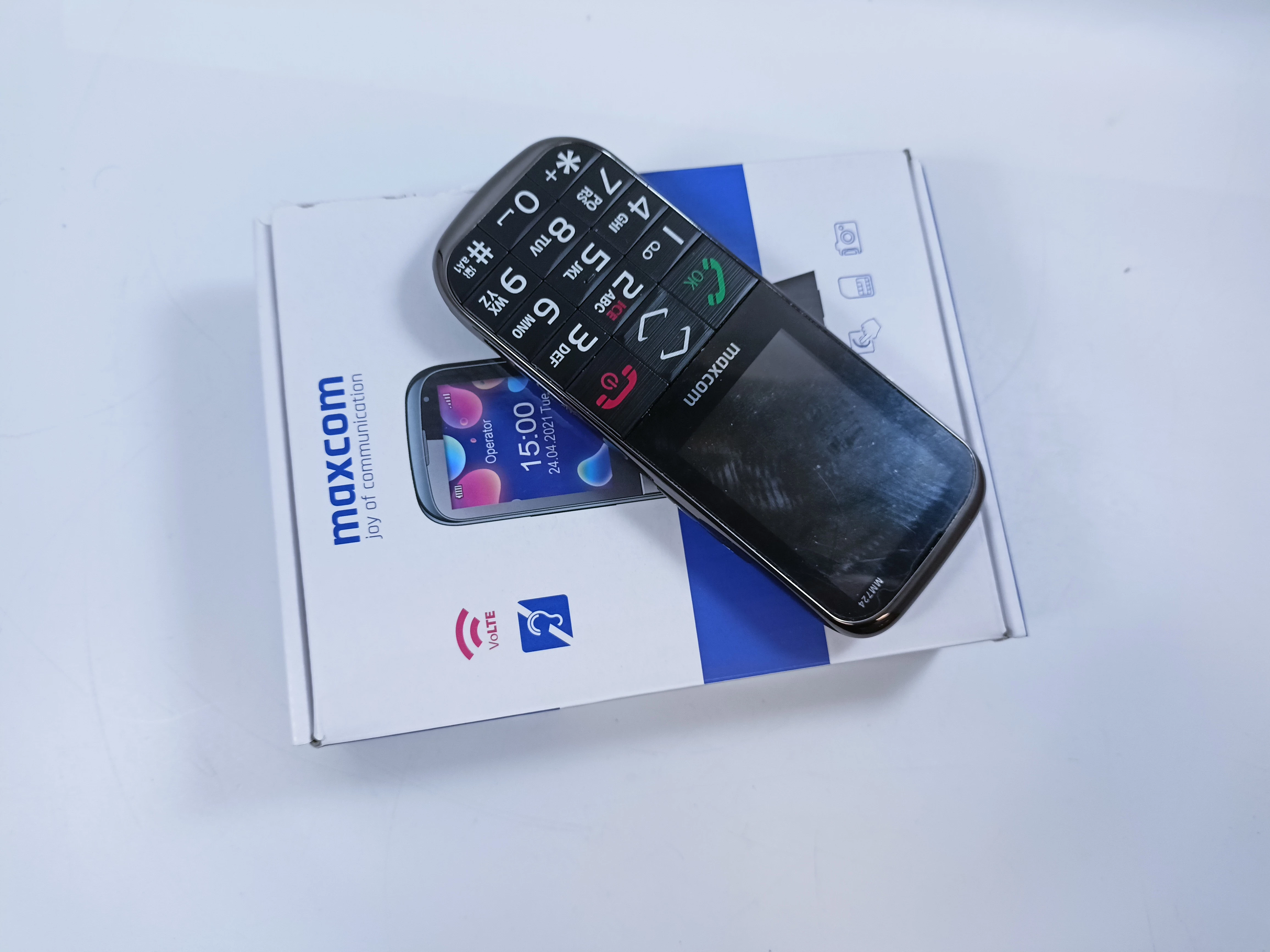 telefon-maxcom-mm724-at-warto-ean-gtin-5908235976761