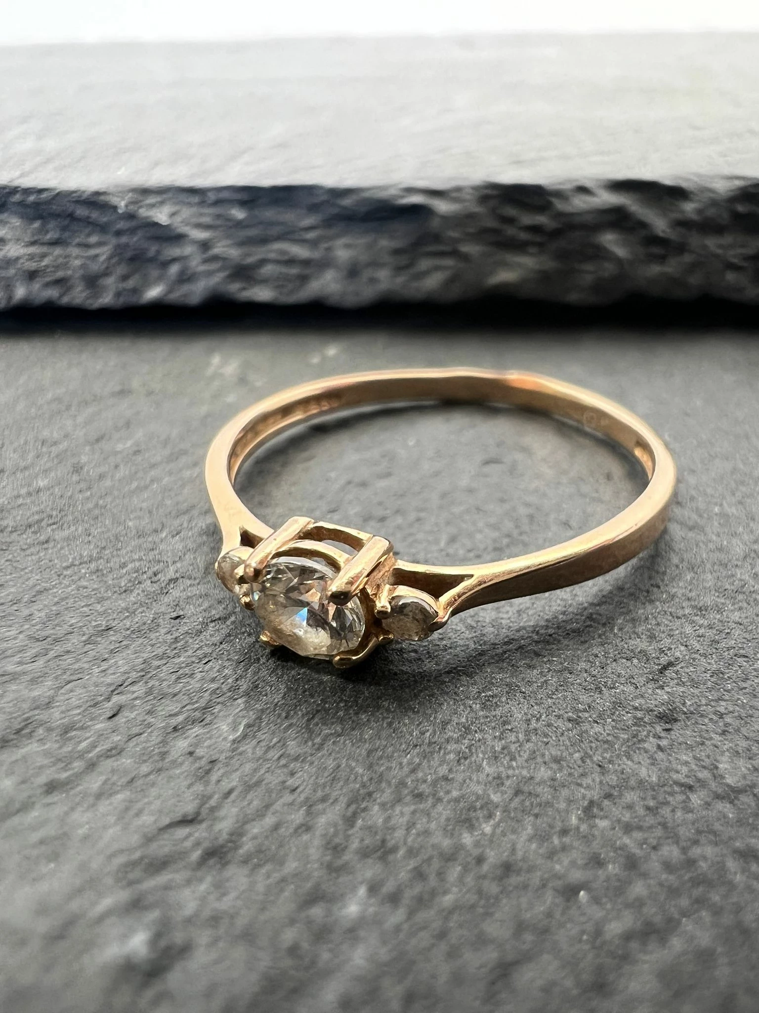 zloty-pierscionek-z-cyrkonia-126g-proba-585-14k-rozm-165-slupska-14-katowice