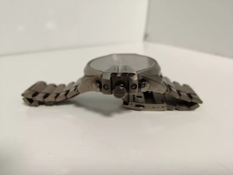 zegarek-meski-diesel-dz-4282-mega-chief-rodzaj-129220-1