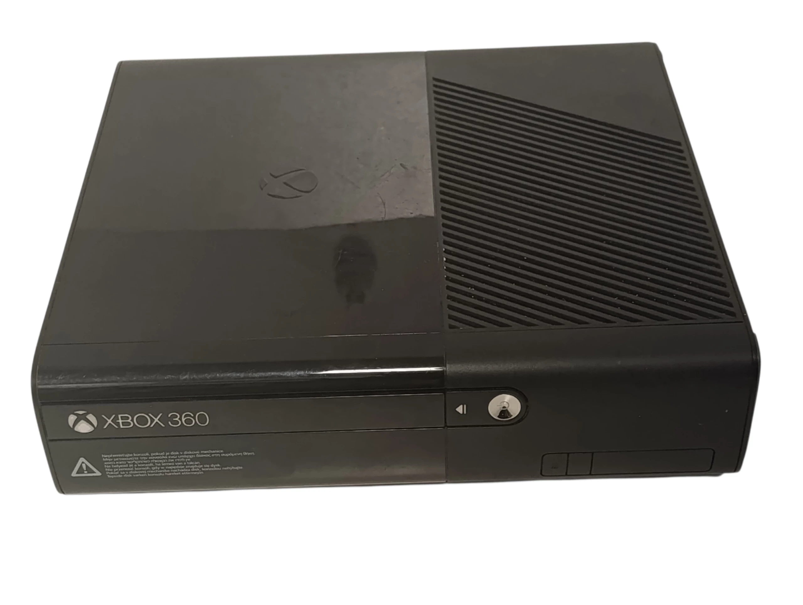 konsola-xbox-360-e-250gb-zestaw-z-dwoma-przewodowymi-padami-i-3-grami-liczba-kontrolerow-w-zestawie-205994-225550