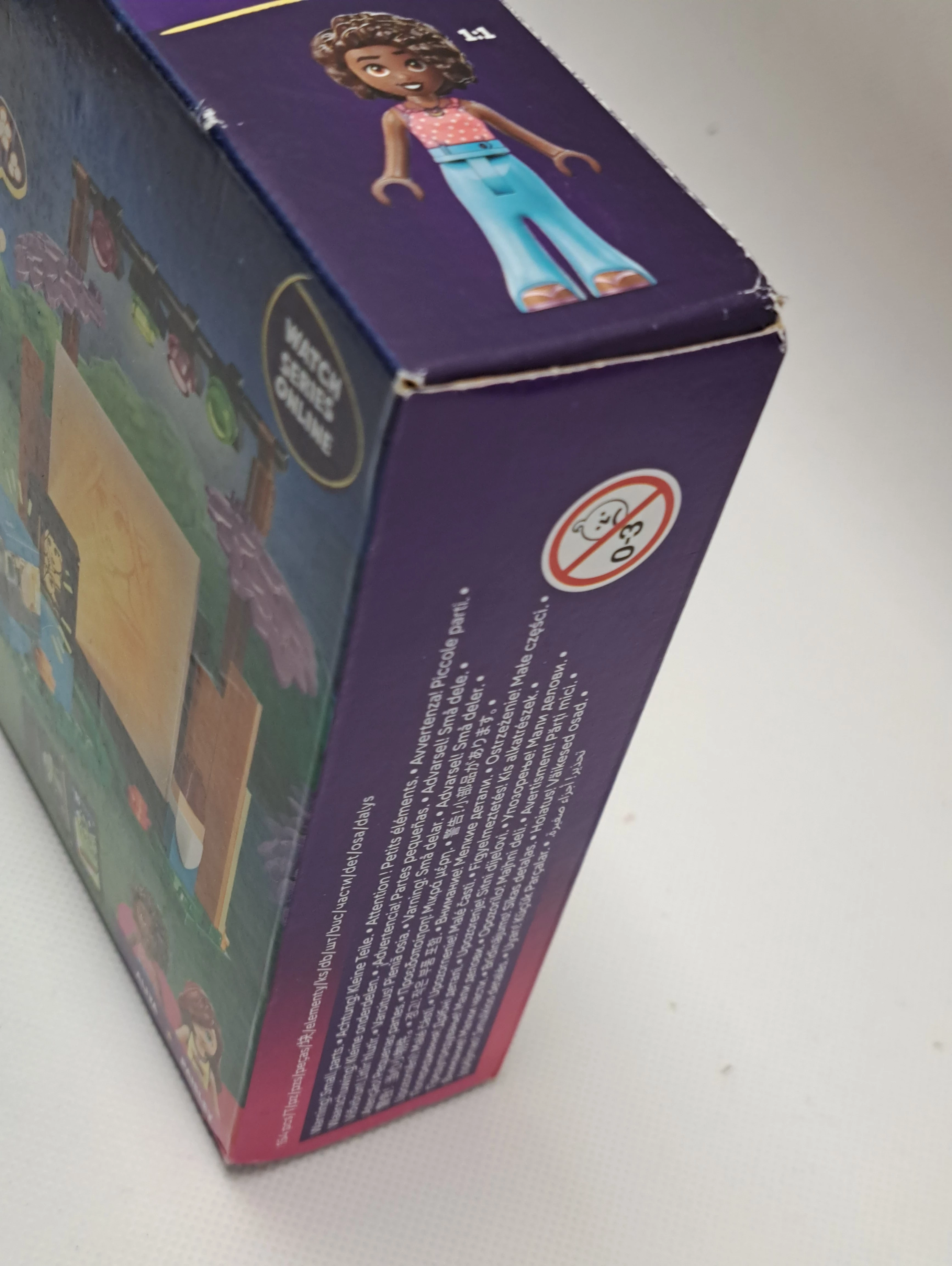 lego-friends-42642-maraton-filmowy-przyjaciolek-stan-11323-2