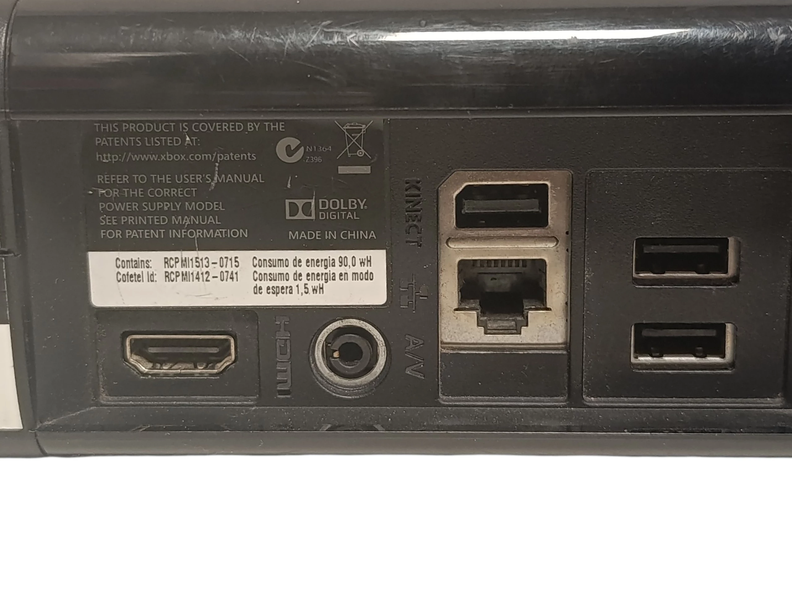 konsola-xbox-360-e-250gb-zestaw-z-dwoma-przewodowymi-padami-i-3-grami-dysk-wbudowana-pamiec-5179-10