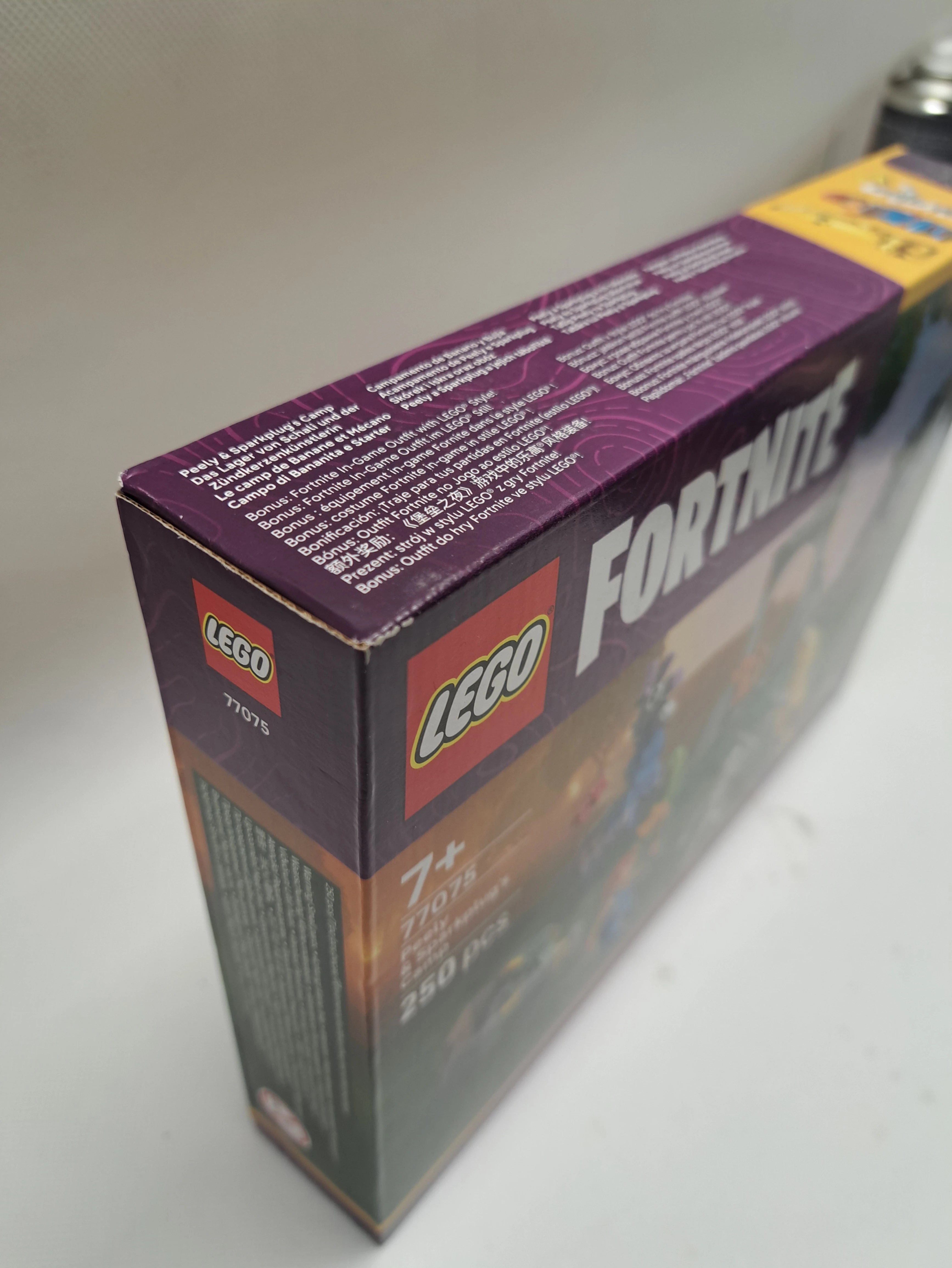 lego-fortnite-skorek-i-iskra-oraz-oboz-77075-ean-gtin-5702017824307