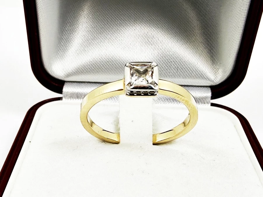 zloty-pierscionek-585-z-cyrkonia-rozmiar-19-waga-295-rodzaj-2205-2