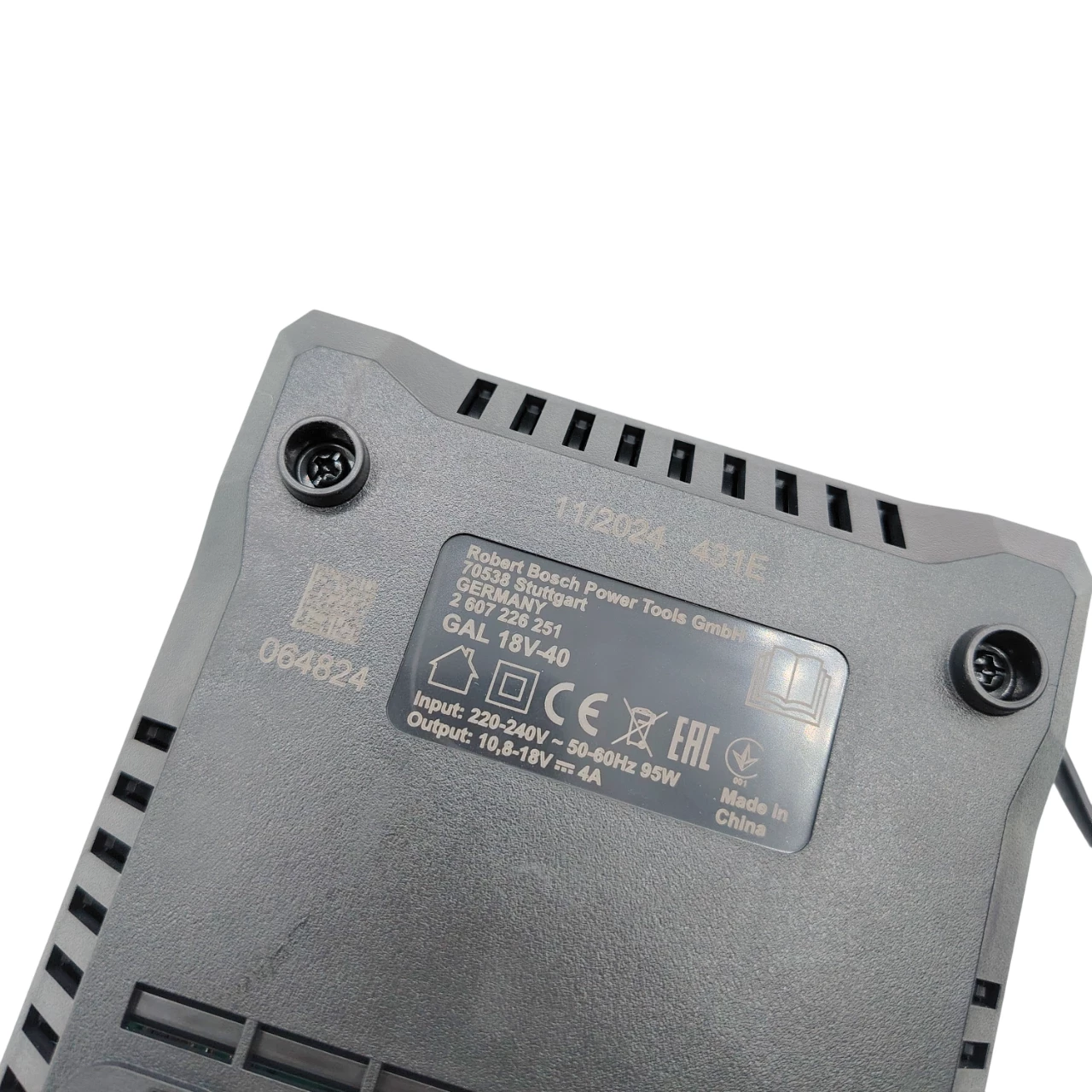 ladowarka-bosch-gal-18v-40-stan-11323-2