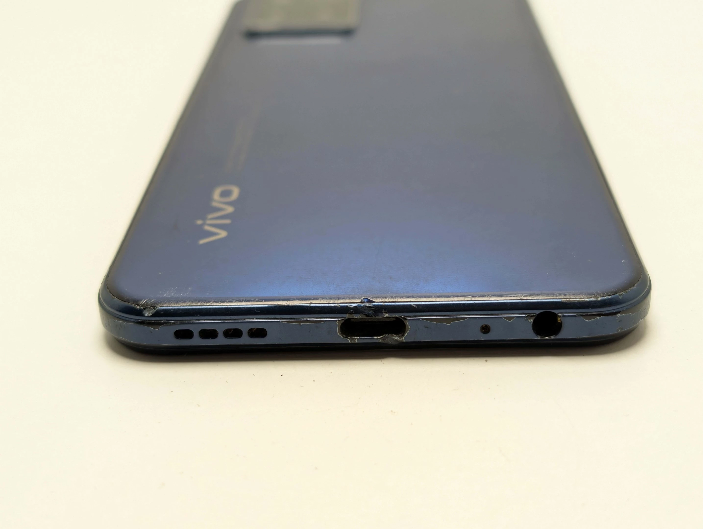 telefon-vivo-y21s-4128-zbity-stan-11323-238062