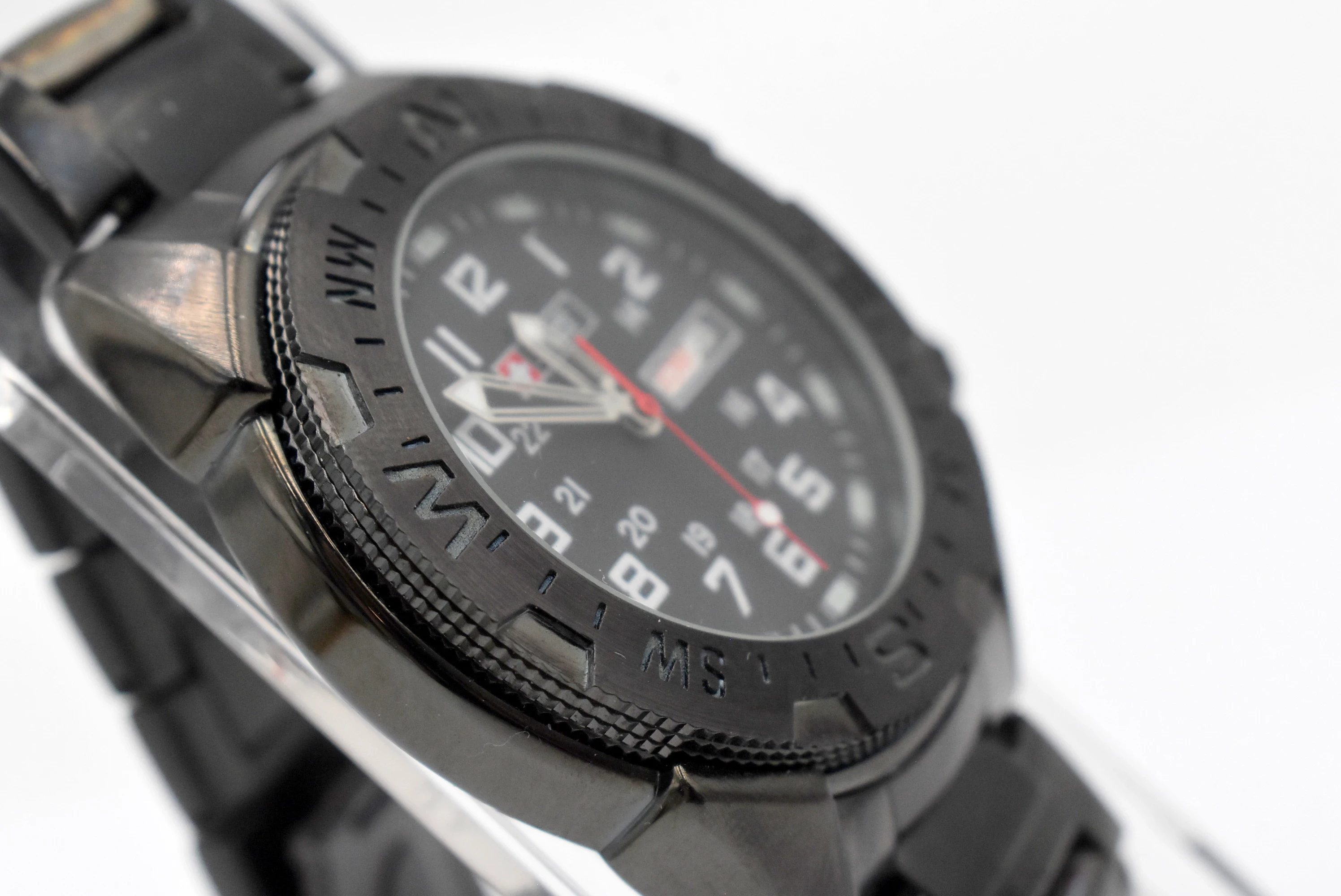 zegarek-military-royale-czarny-mechanizm-18738-4