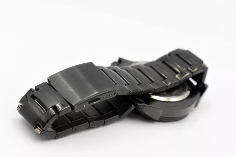 zegarek-military-royale-czarny-ksztalt-koperty-129223-2