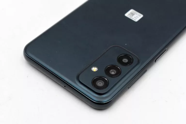 telefon-samsung-galaxy-m23-5g-4gb128gb-skaza-przekatna-ekranu-660