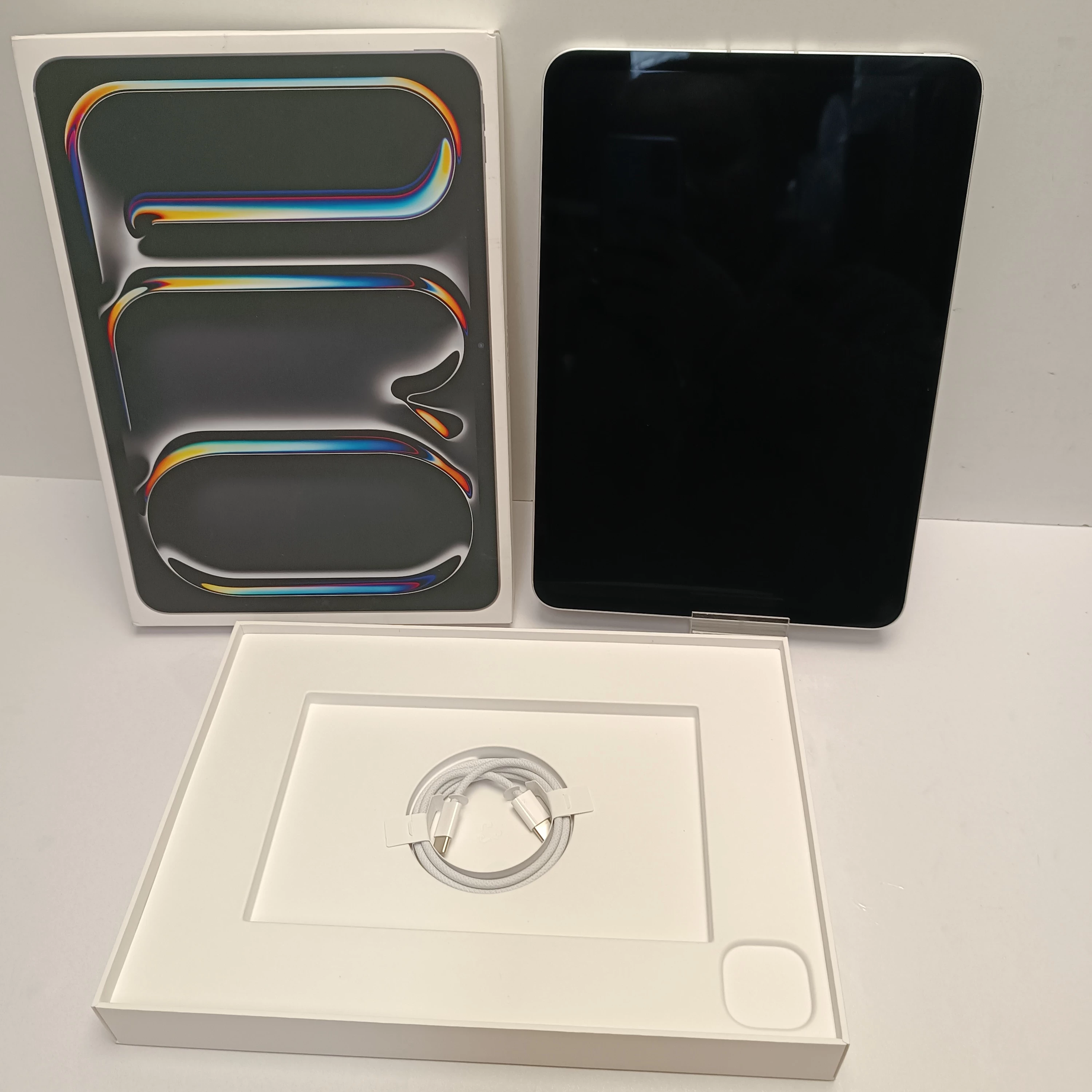 tablet-ipad-pro-11-m4-a2837-mvw23hca-256gb-bateria-100-osiedle-teatralne-3u15-krakow