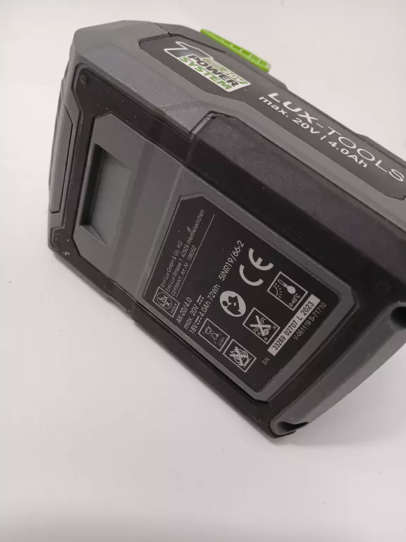 akumulator-li-ion-lux-tools-20-v-2-ah-pudelko-pojemnosc-akumulatora-400