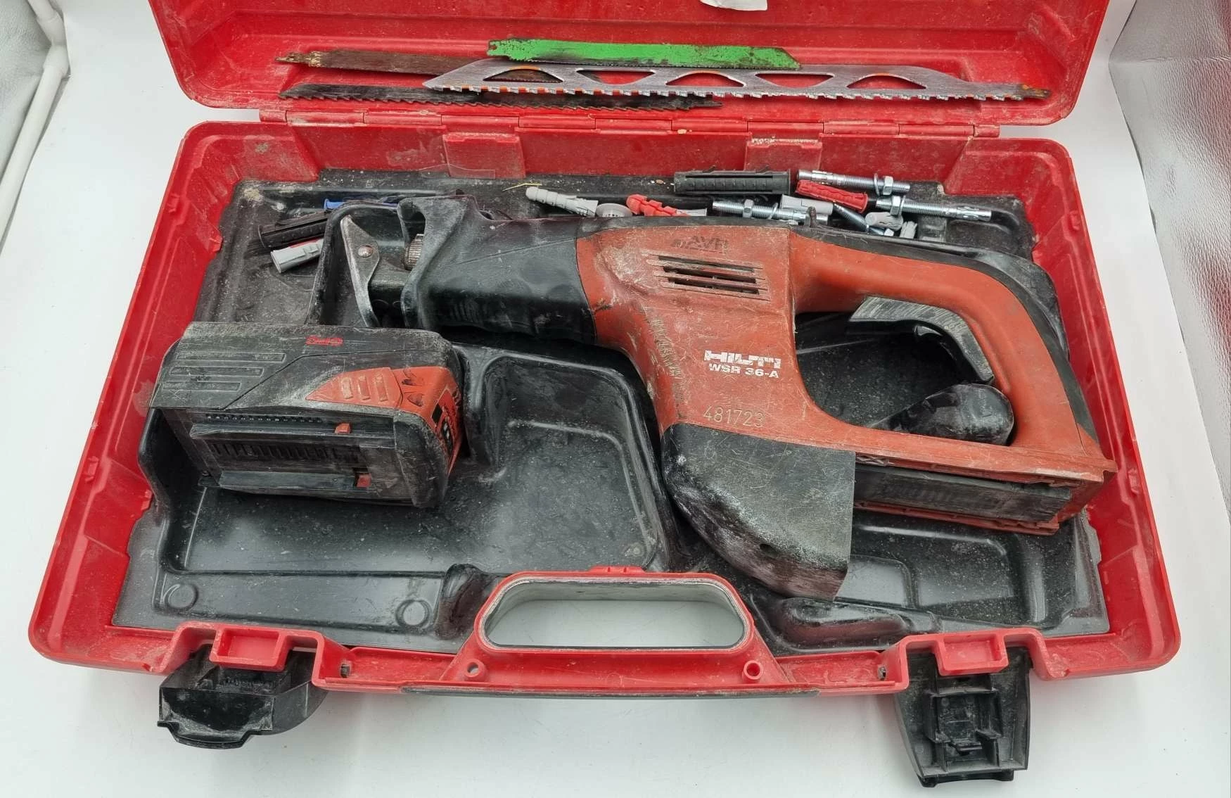 pila-szablasta-hilti-wsr-36-a01-farbiarska-22e-mosina