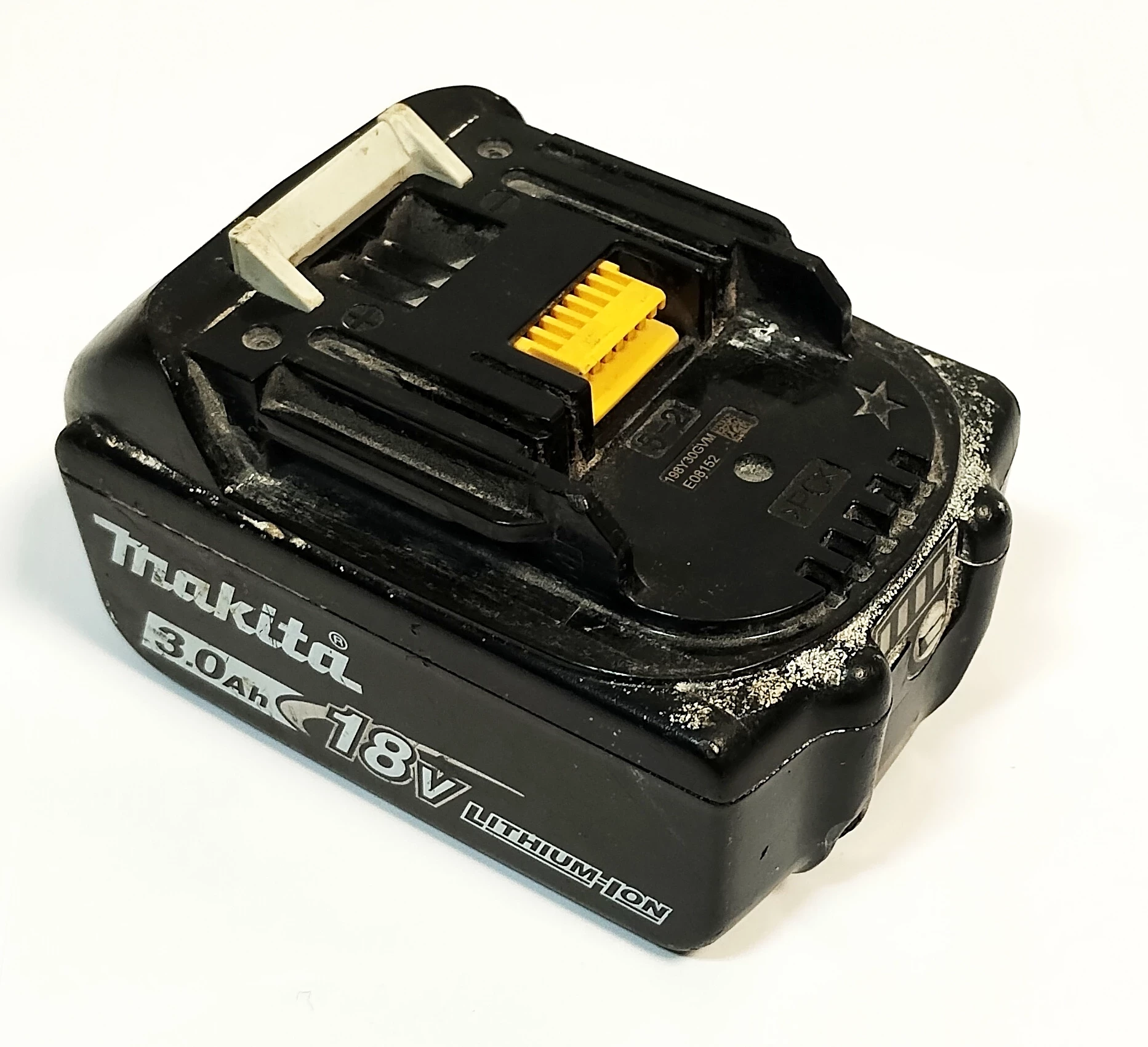 ladowarka-makita-dc18sd-z-akumulatorem-makita-bl1830b-informacje-dot-bezpieczenstwa-i-zgodnosci-produktu-250061-1794324