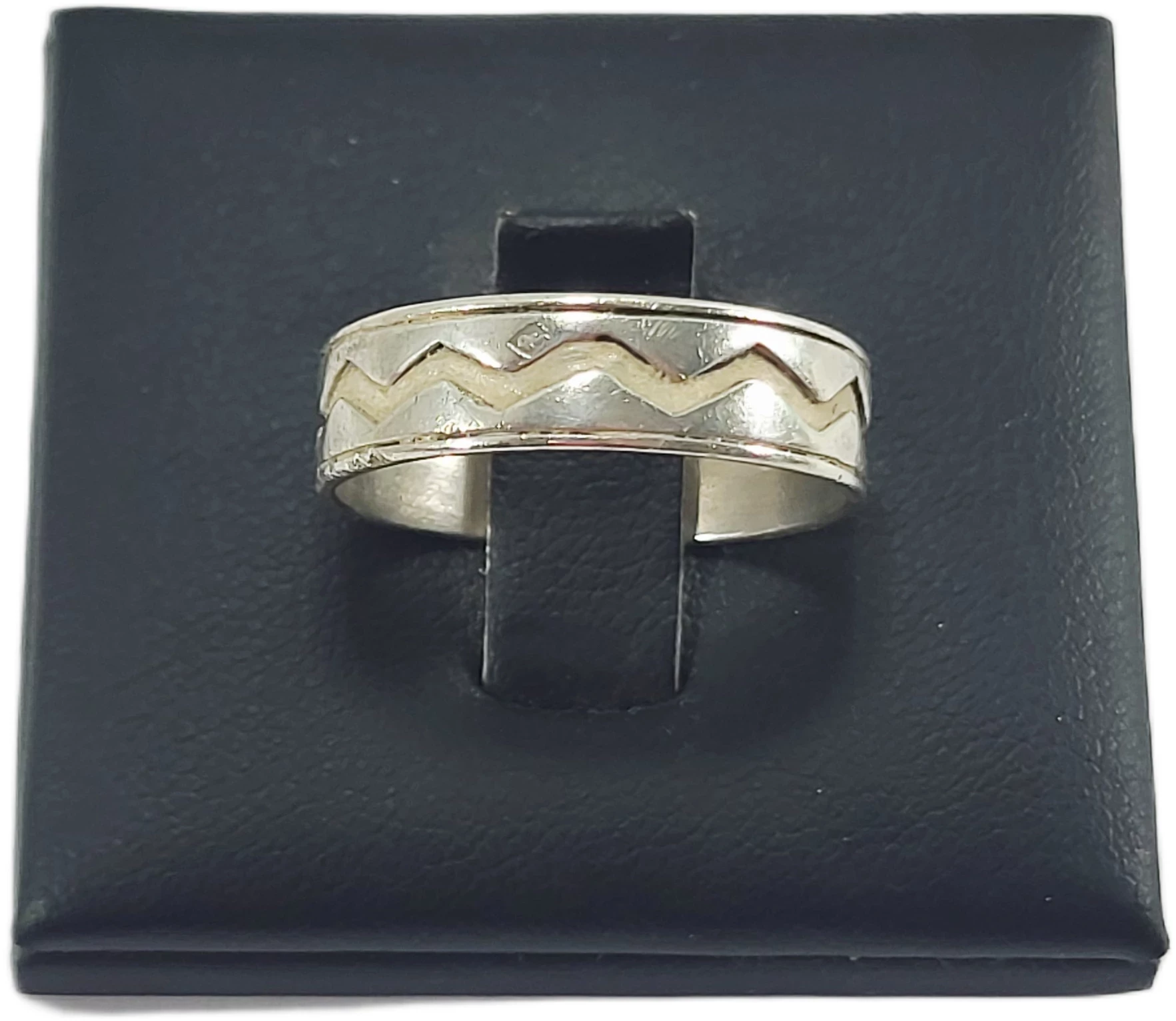 srebrna-meska-obraczka-925-ze-wzorkiem-301g-szeroka-6-mm-rozmiar-21-pilsudskiego-27-skwierzyna