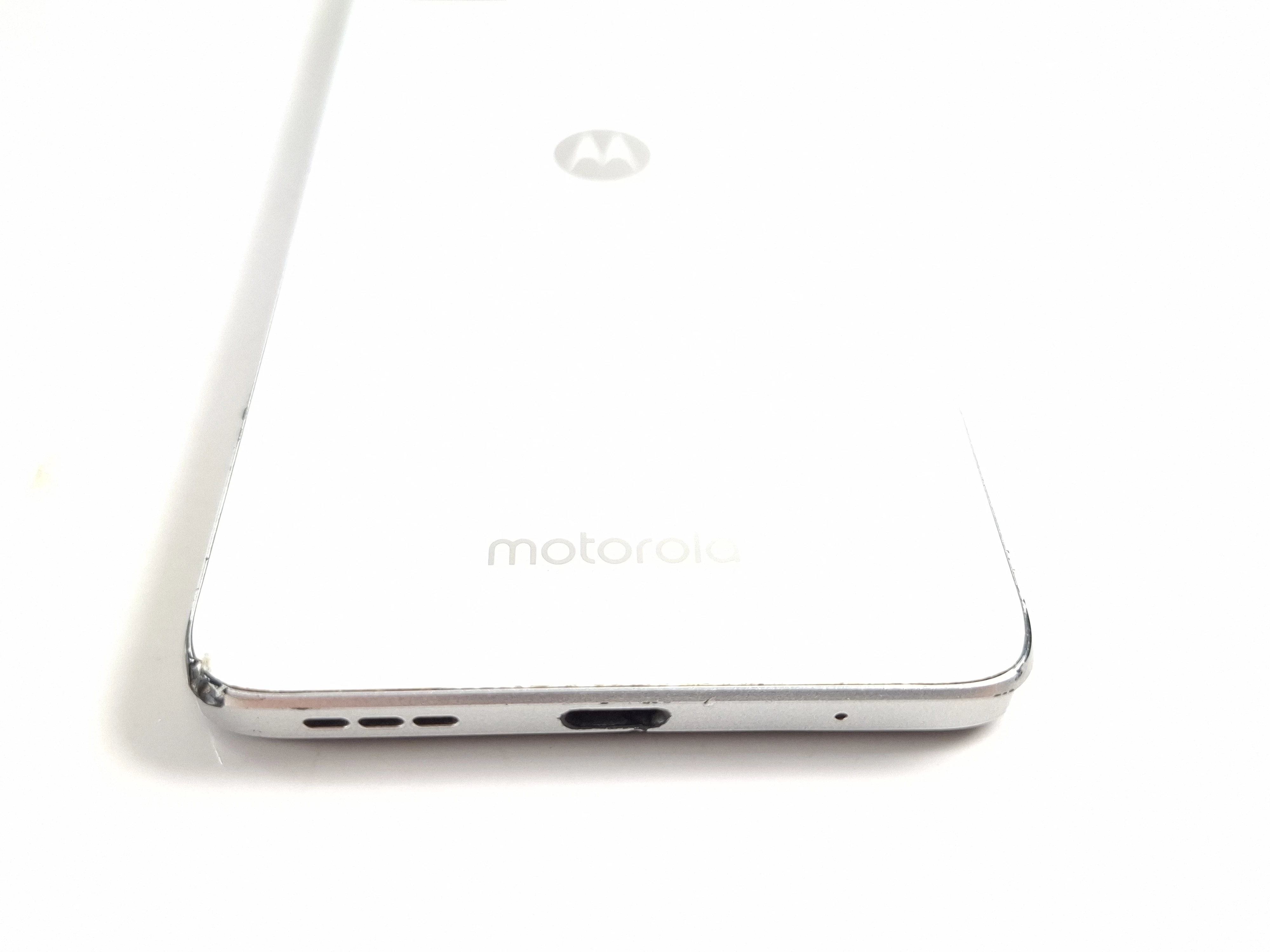 telefon-motorola-moto-e22i-32gb-przekatna-ekranu-650