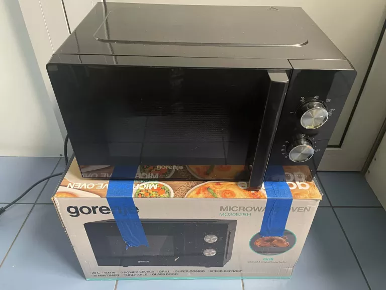 kuchenka-mikrofalowa-gorenje-mo20e2bh-plocka-12-sierpc