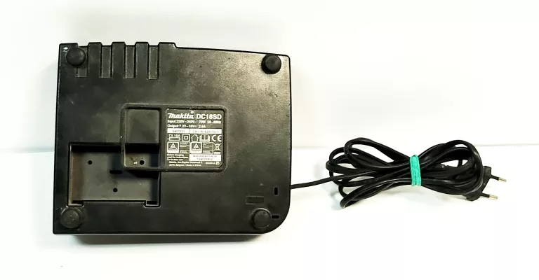ladowarka-makita-dc18sd-z-akumulatorem-makita-bl1830b-marka-248811-950929