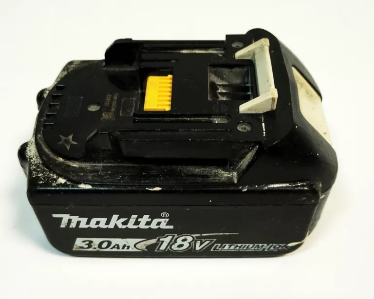 ladowarka-makita-dc18sd-z-akumulatorem-makita-bl1830b-waga-produktu-z-opakowaniem-jednostkowym-2000