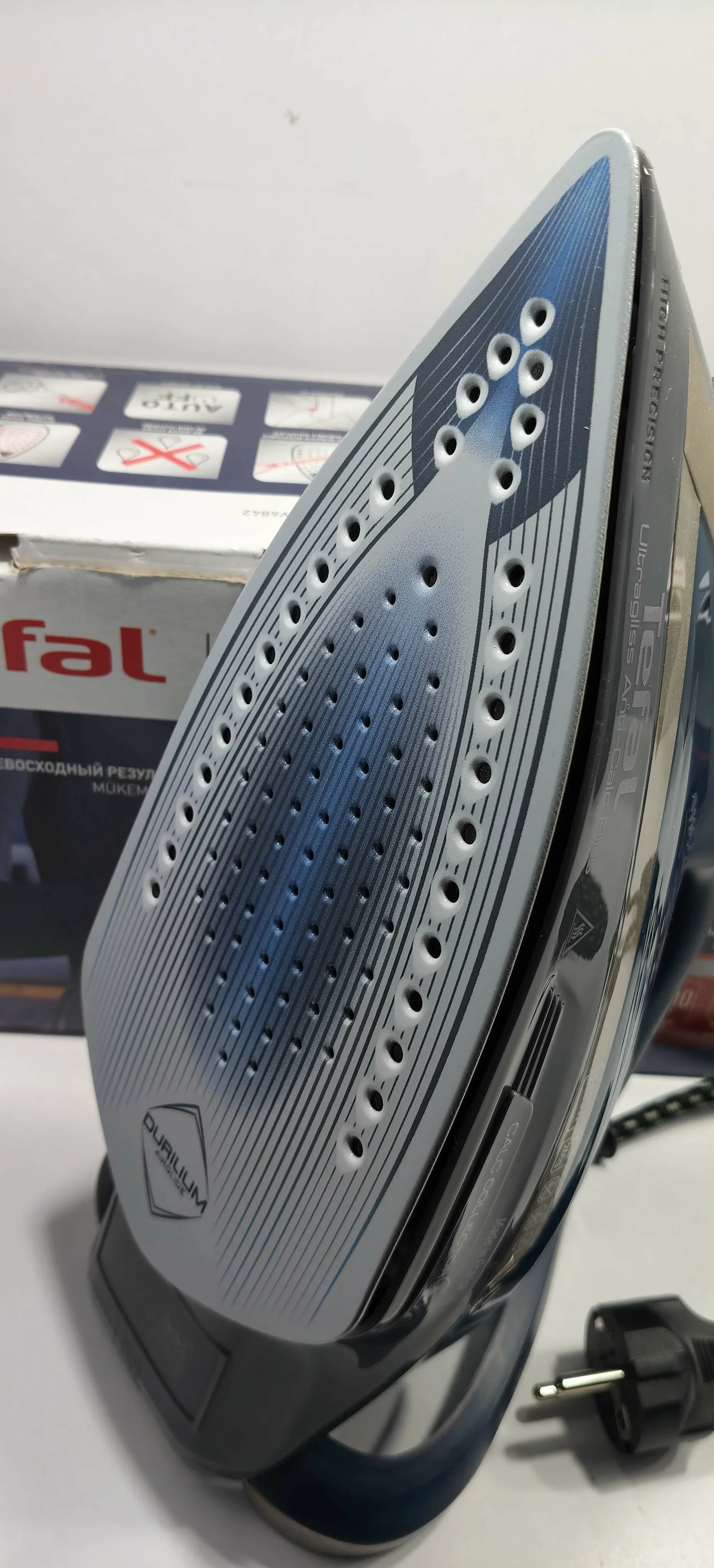 zelazko-parowe-tefal-ultragliss-plus-fv6842-2800w-stan-11323-2