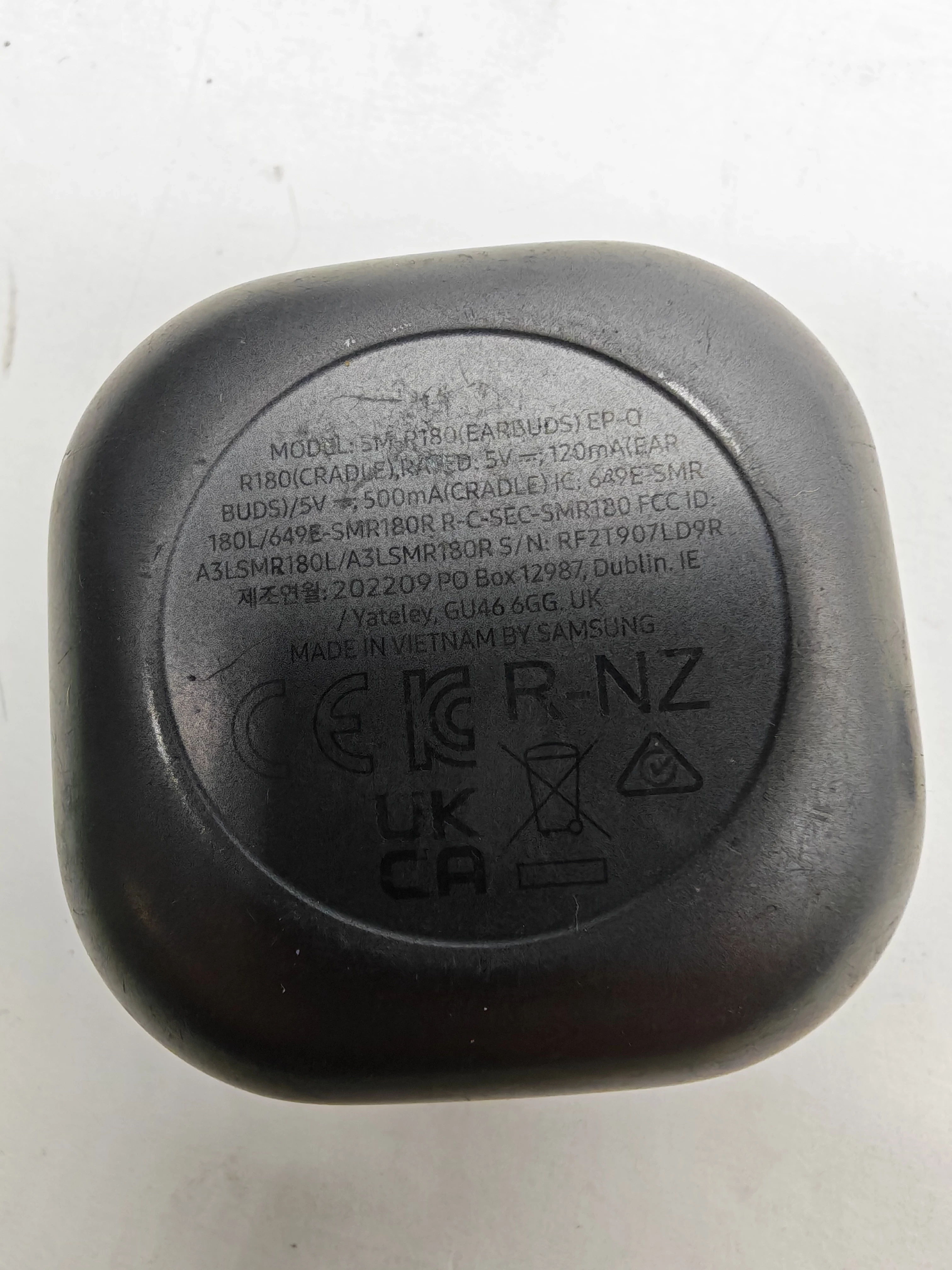 sluchawki-douszne-samsung-galaxy-buds-live-anc-r180-stan-11323-2