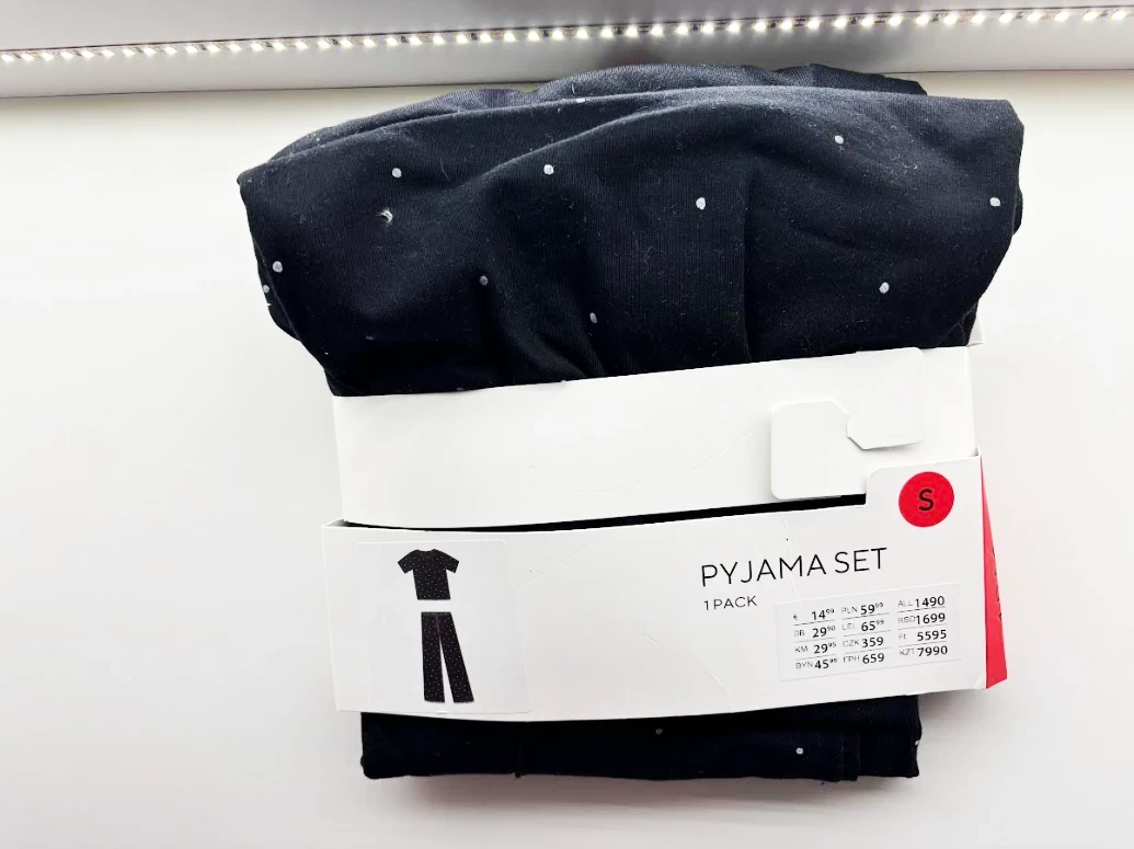 pizama-czarna-rozmiar-s-czarna-w-biale-kropeczki-daszynskiego-22-wroclaw-gracja