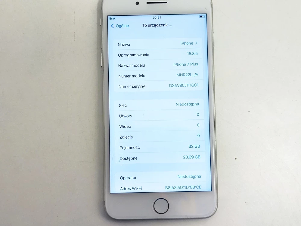 telefon-apple-iphone-7-plus-przekatna-ekranu-550