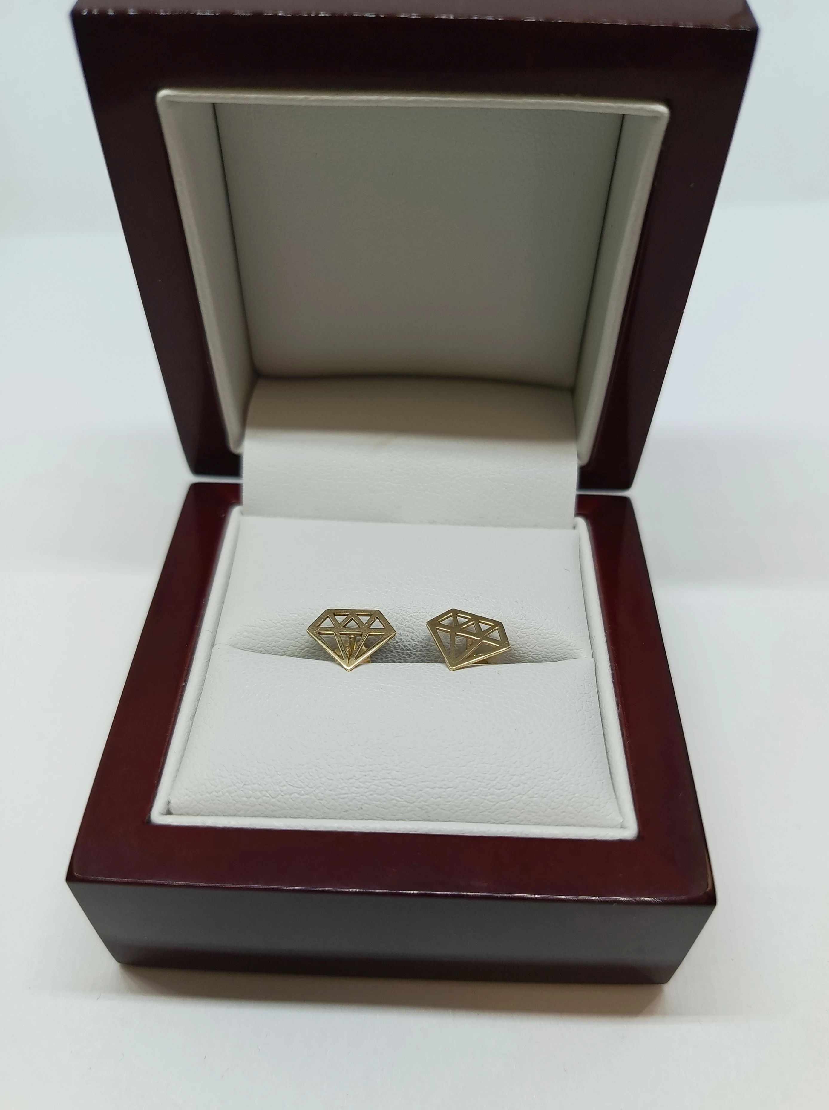 nienoszone-zlote-kolczyki-075-g-585-ean-gtin-0123456789