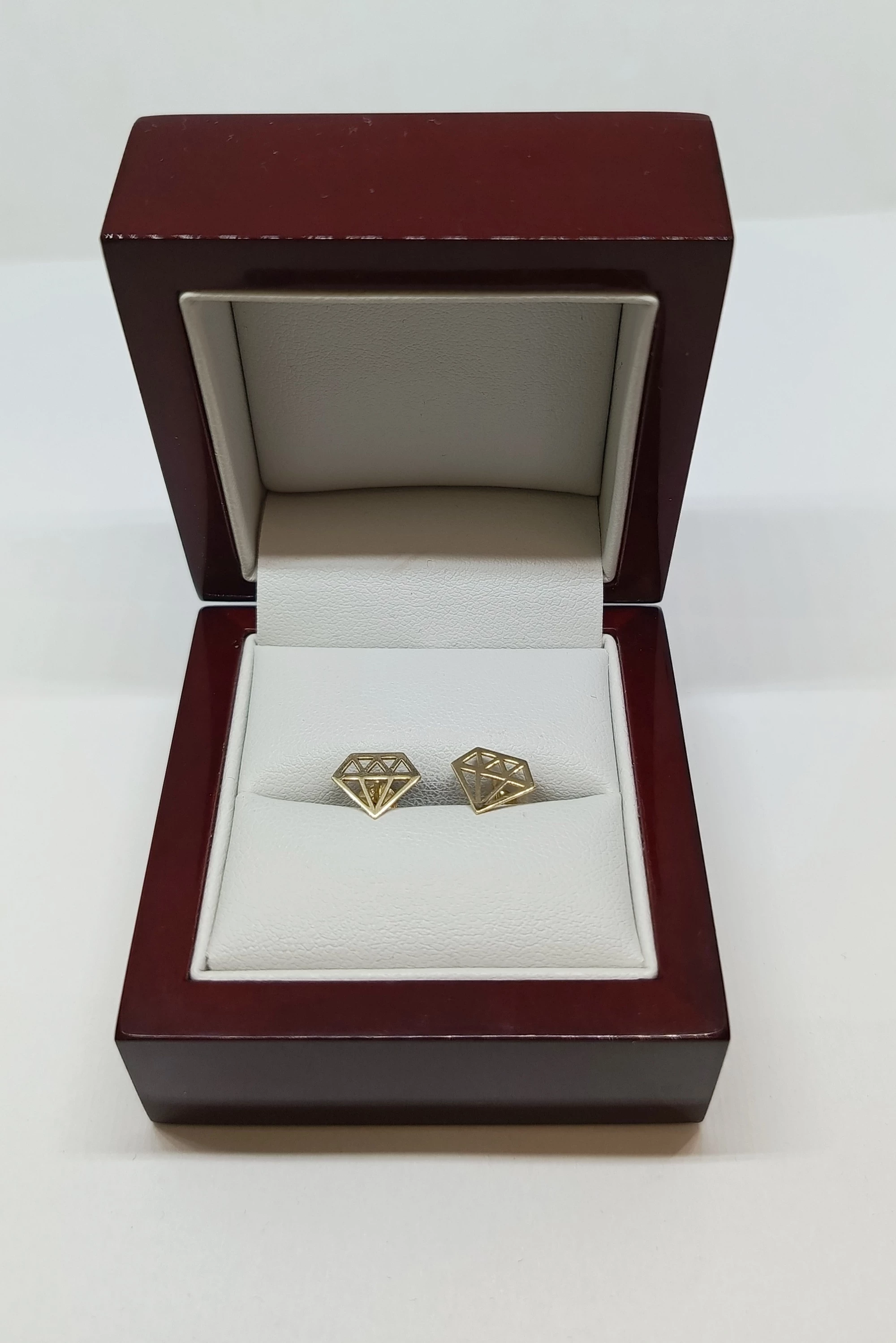 nienoszone-zlote-kolczyki-075-g-585-plac-wolnosci-10-konin