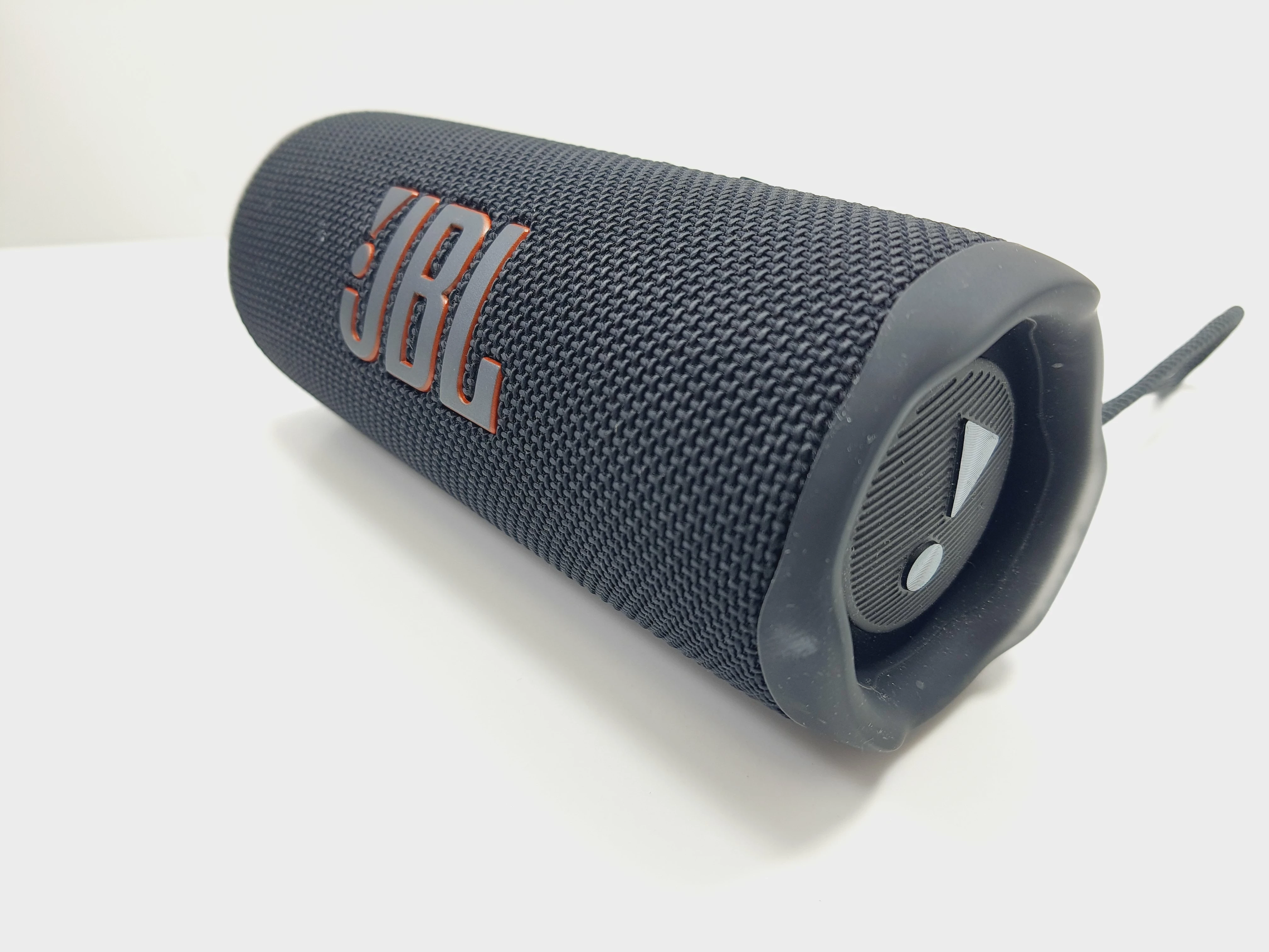 glosnik-jbl-flip-6-stan-11323-2