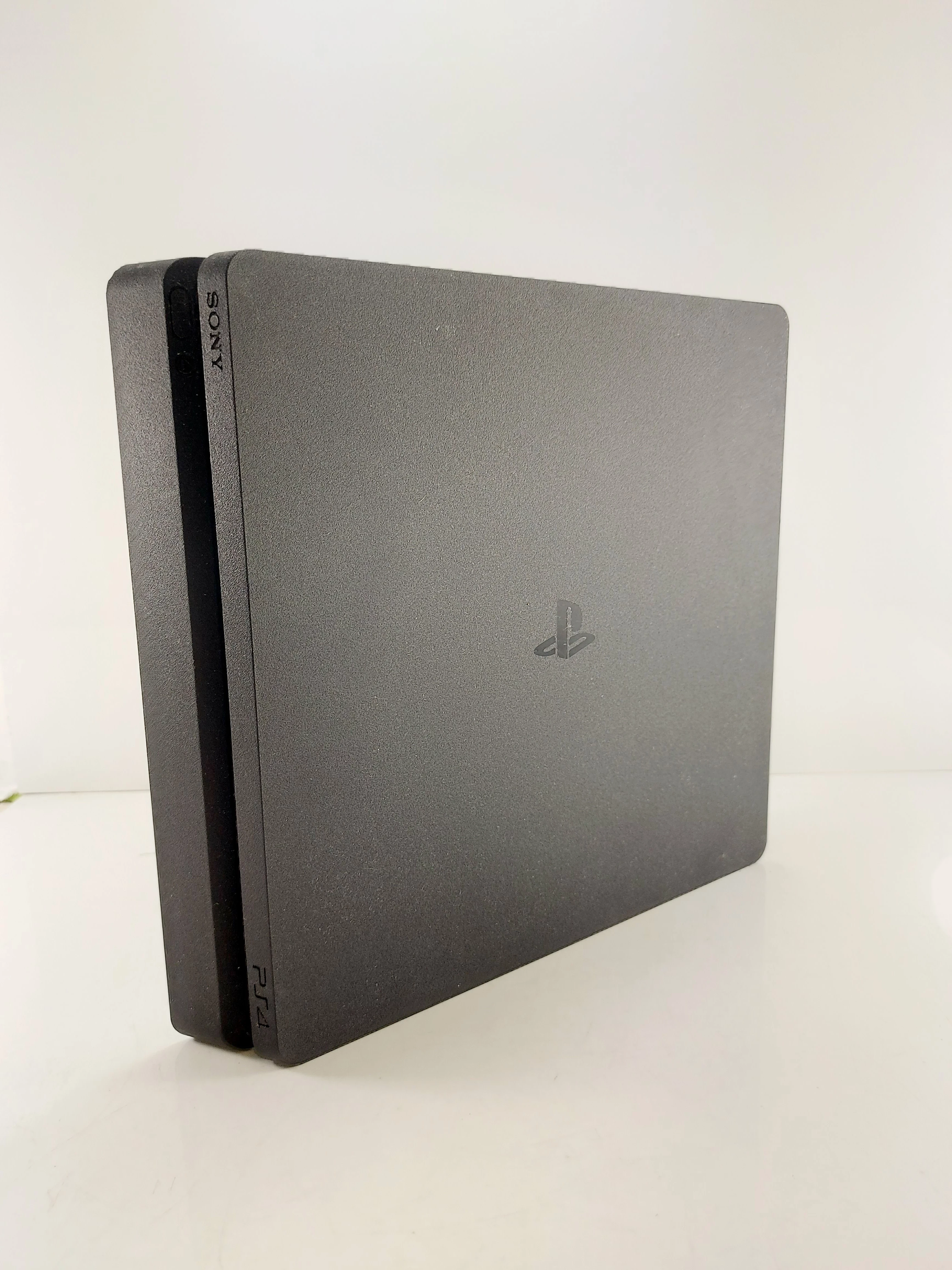 konsola-ps4-500-gb-cuh-2216a-wersja-130590-2