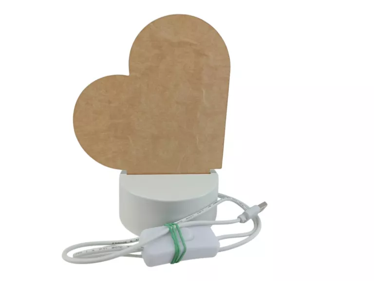 lampka-nocna-w-ksztalcie-serca-na-18-ste-urodziny-3d-creativ-kod-producenta-3d
