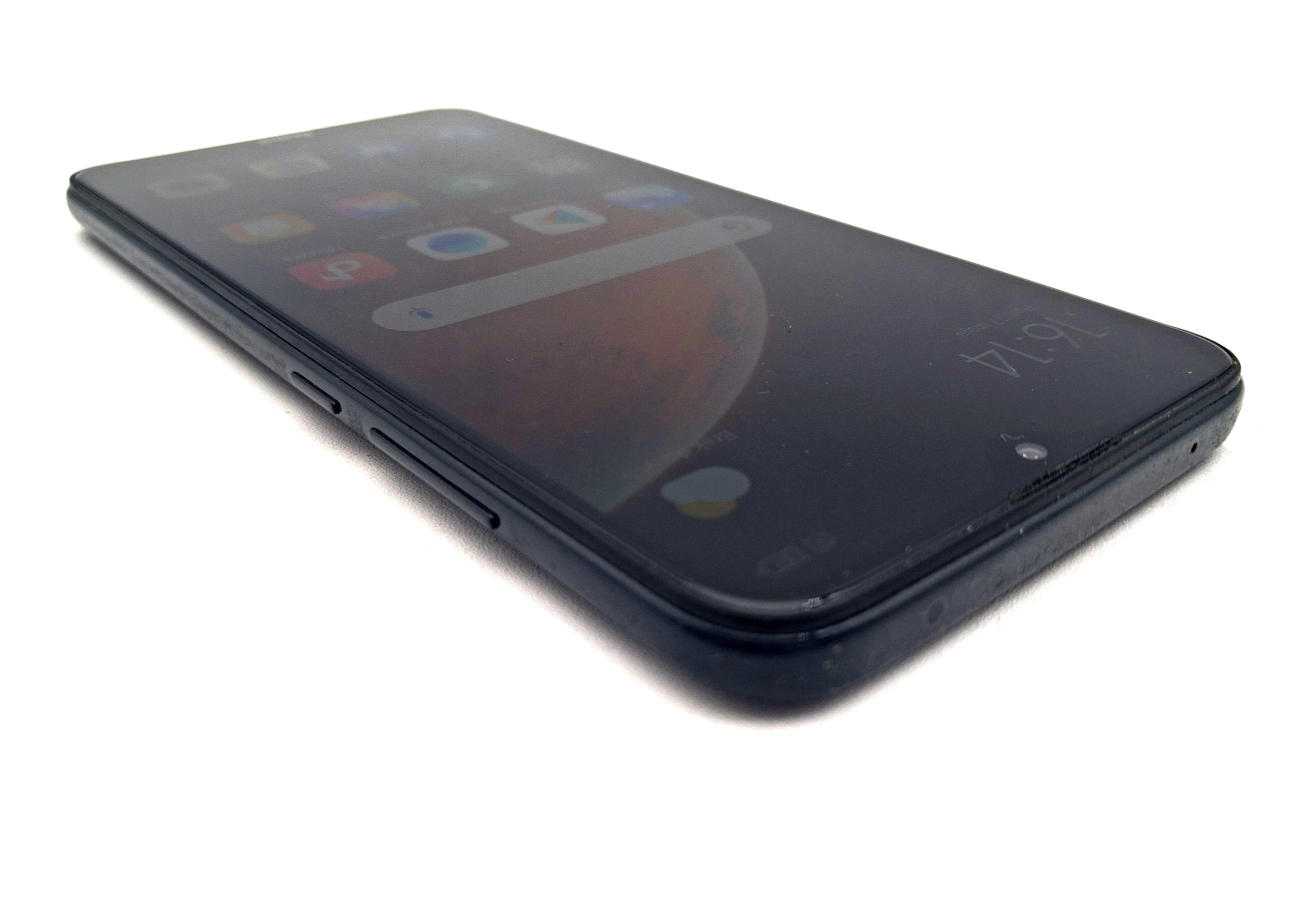 smartfon-xiaomi-redmi-8-4-gb-64-gb-4g-lte-stan-11323-2