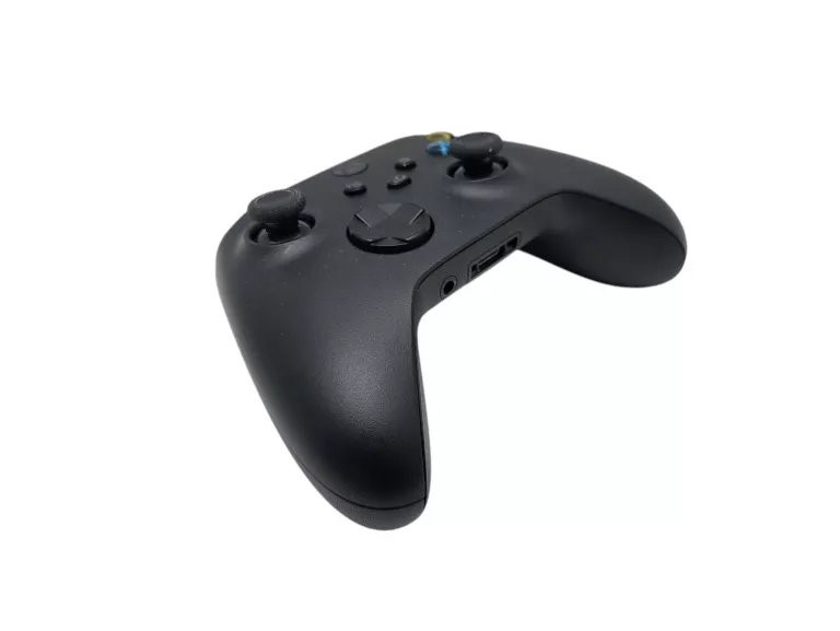 kontroler-microsoft-bezprzewodowy-xbox-carbon-black-ean-gtin-196388518166