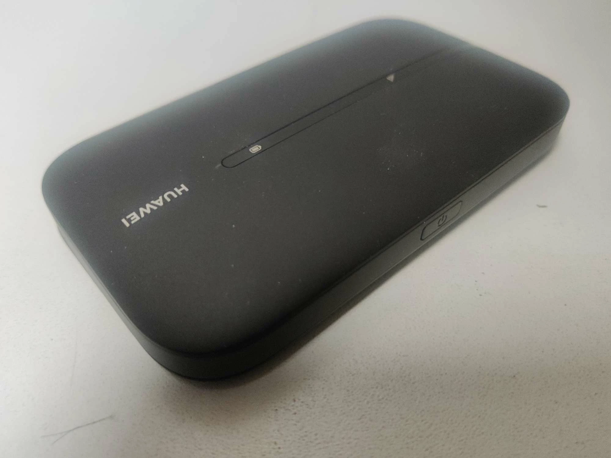 huawei-mobile-wifi-e5783-230a-model-e5783