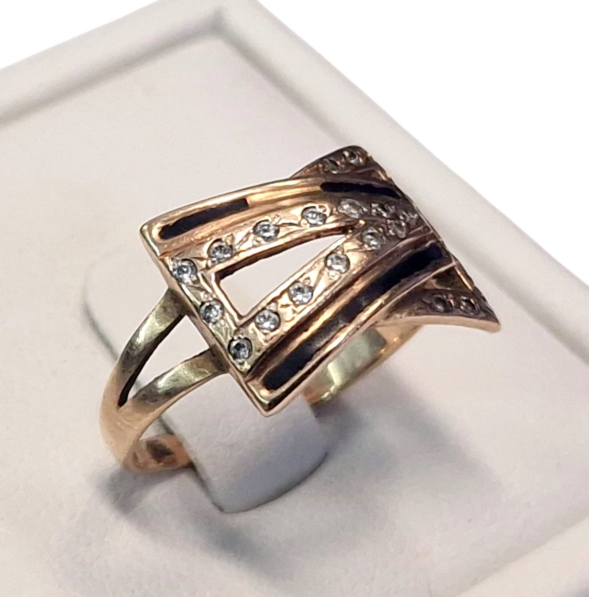 klasyczny-zloty-pierscionek-301g-r13-p375-rodzaj-2205-2