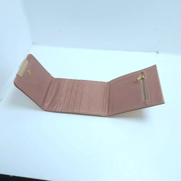 rozowy-portfel-damski-kmart-stan-11323-2