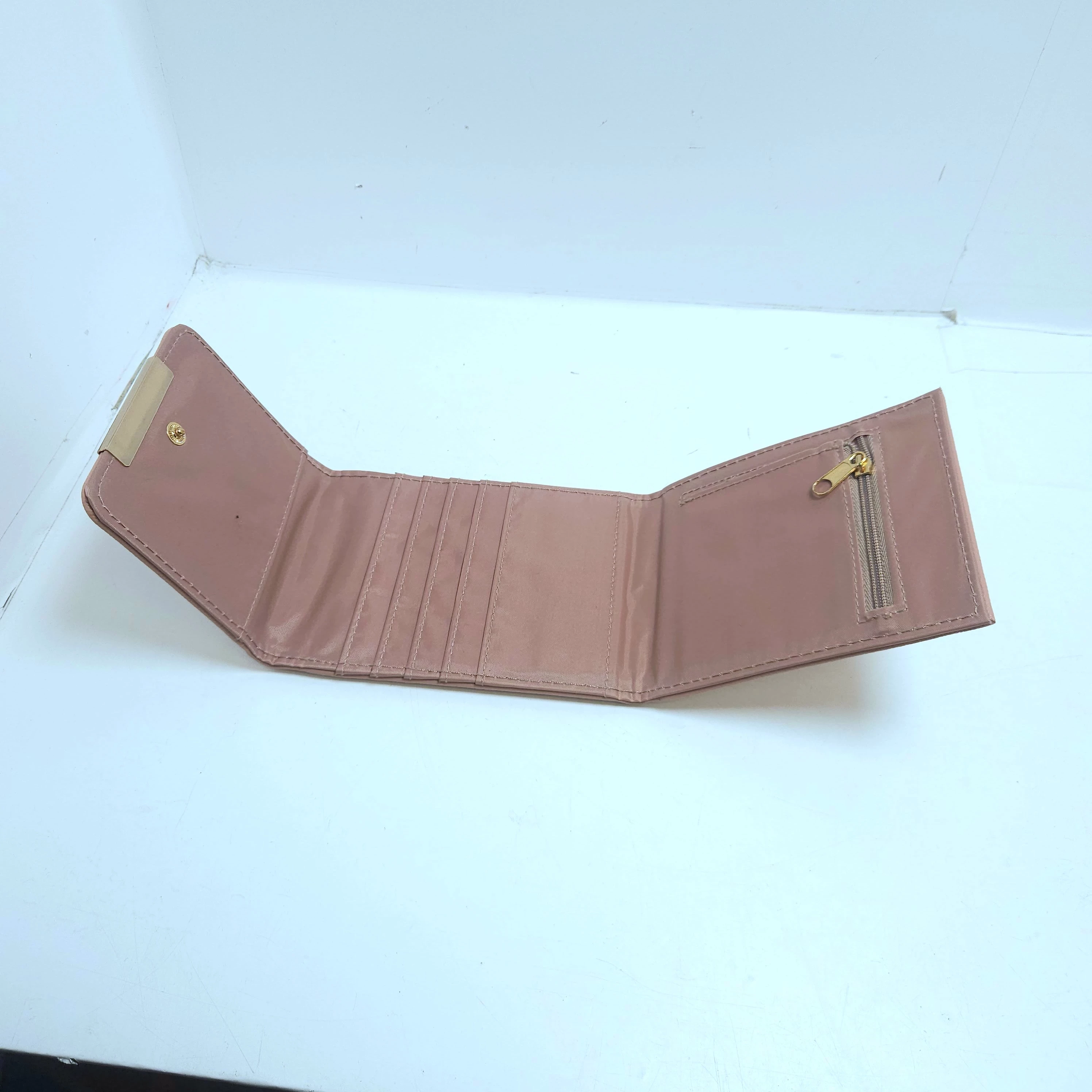 rozowy-portfel-damski-kmart-stan-11323-2