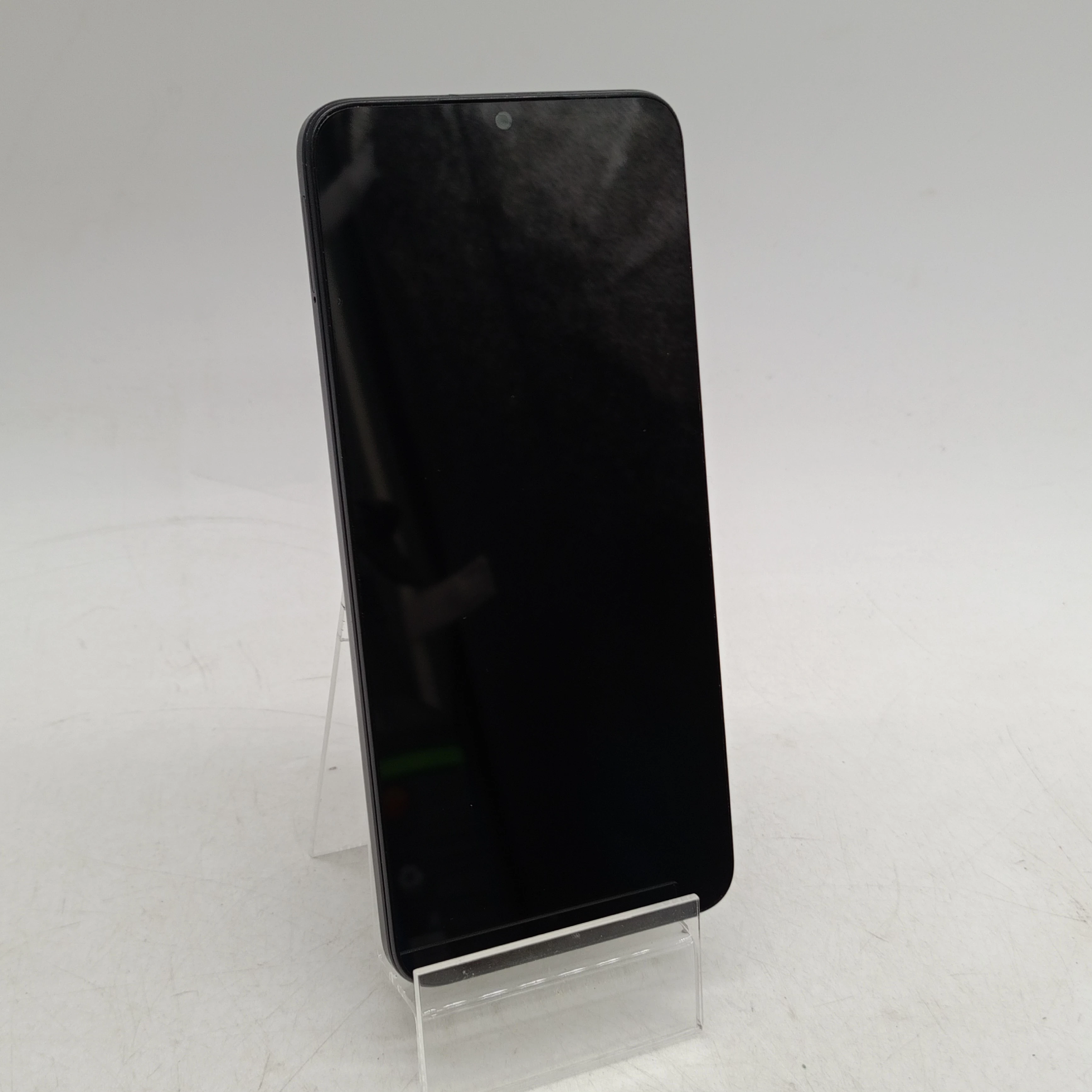 telefon-moto-e13-264gb-kod-producenta-paxt0019pl