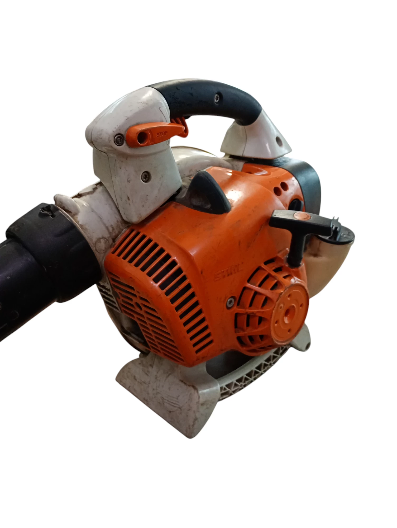 dmuchawa-spalinowa-do-lisci-stihl-bg-86-waga-narzedzia-440