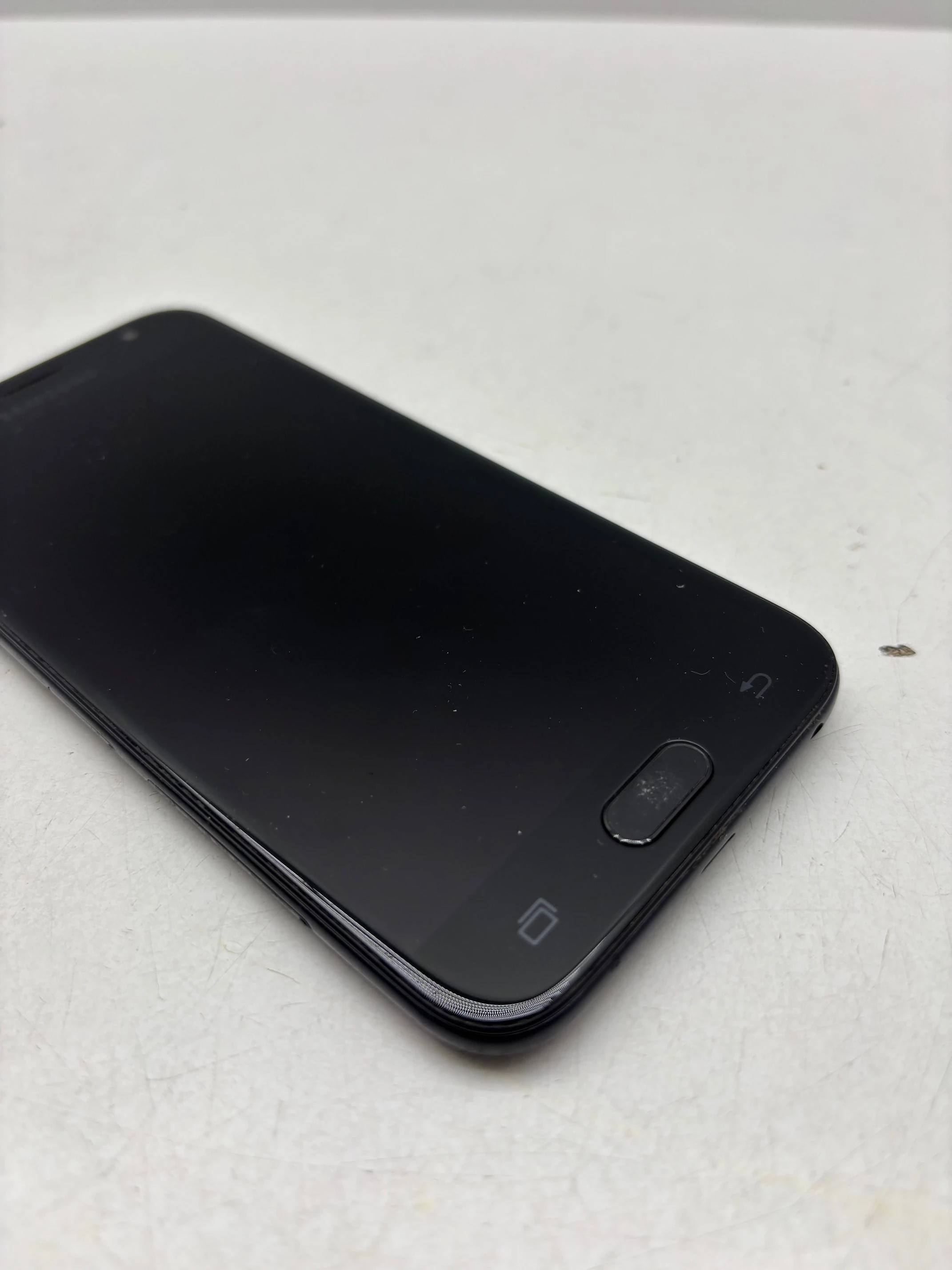 telefon-samsung-galaxy-j3-2016-sm-j320fn-przekatna-ekranu-500