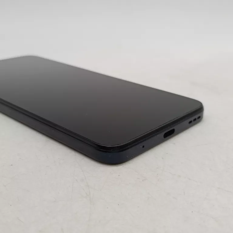 telefon-moto-e13-264gb-typ-202685-212929