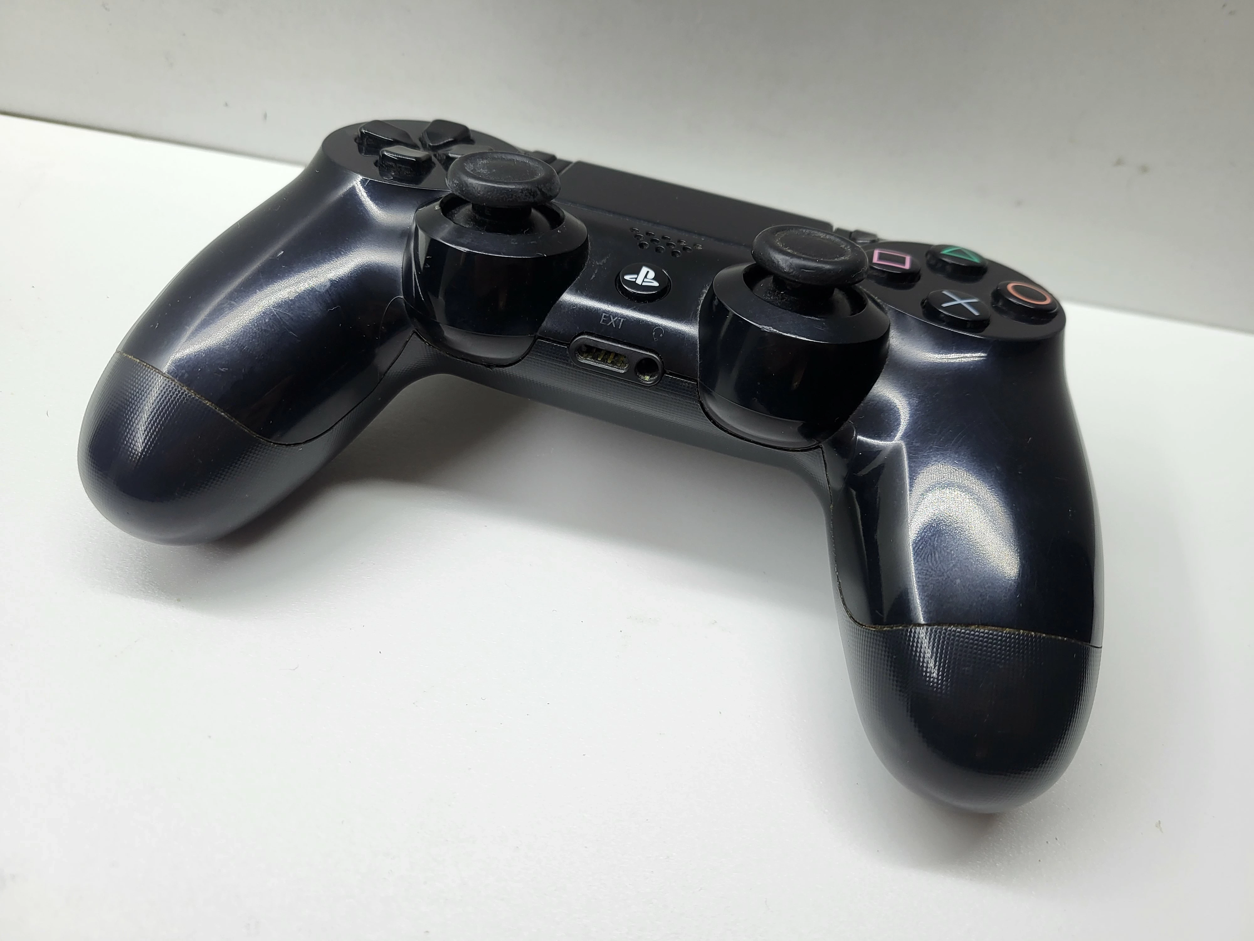 pad-do-ps4-czarny-stan-11323-2